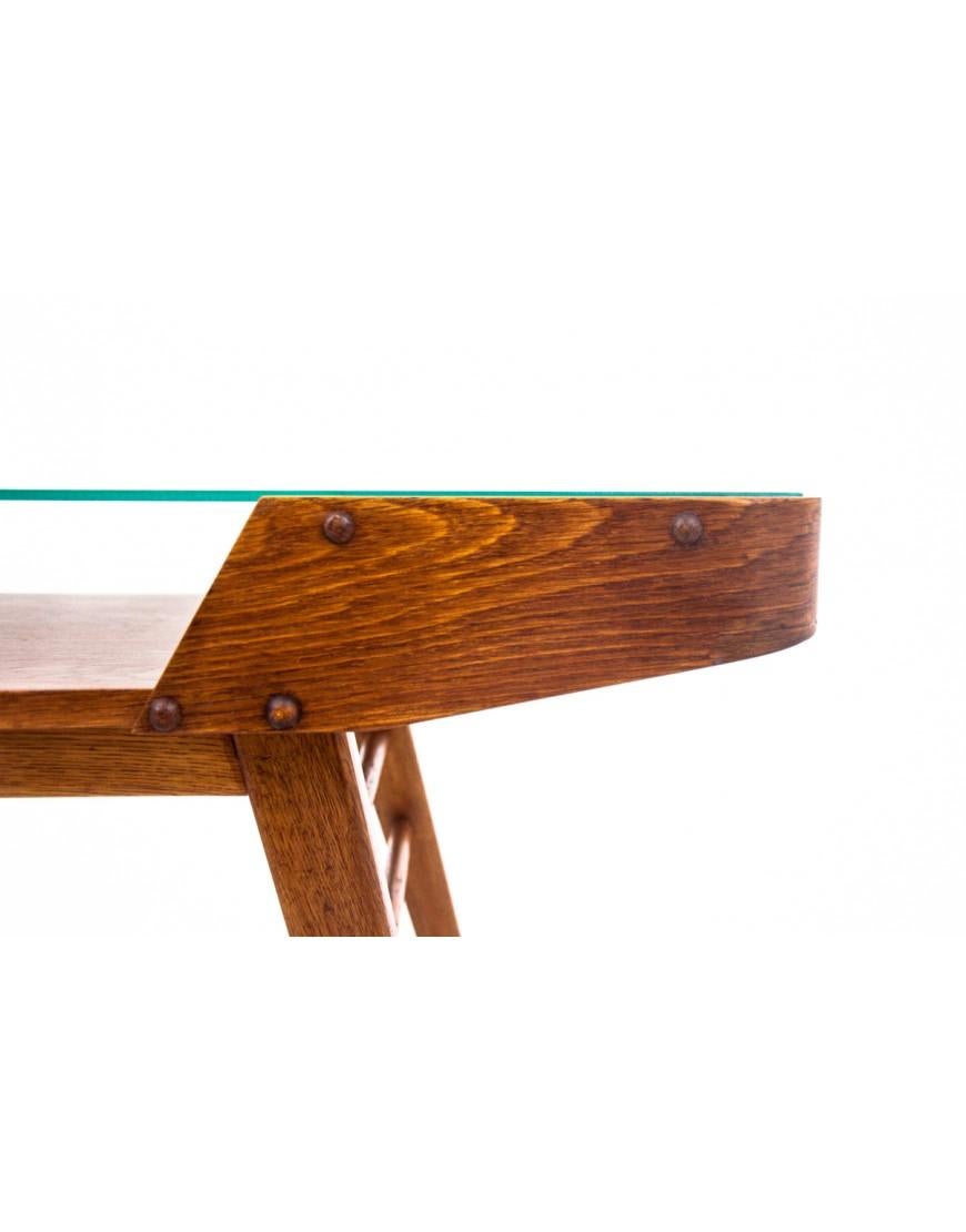 Coffee table, Czech design, 1960s After renovation. For Sale 2