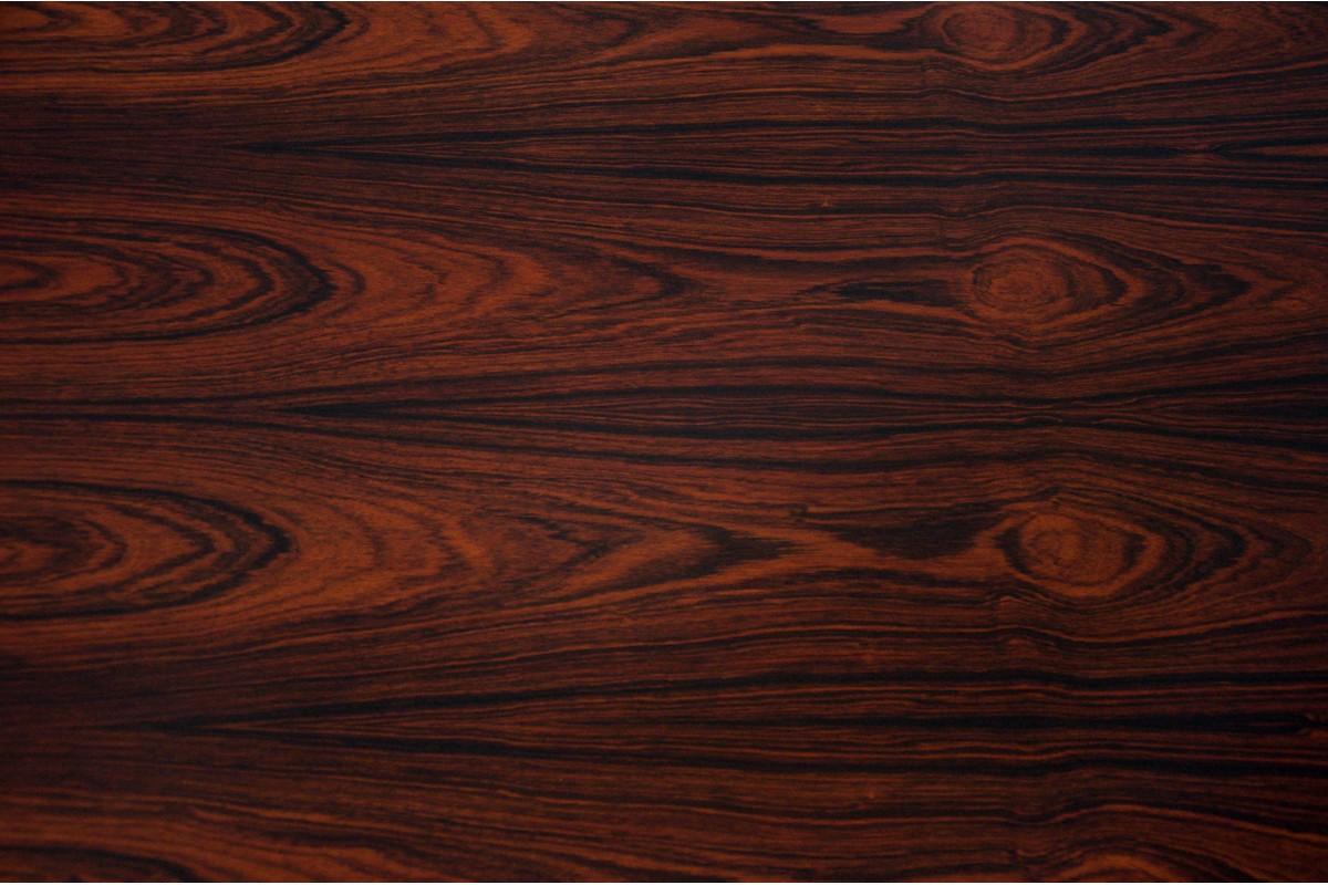 Coffee table, Danish design, 1960s. Renovated. For Sale 1