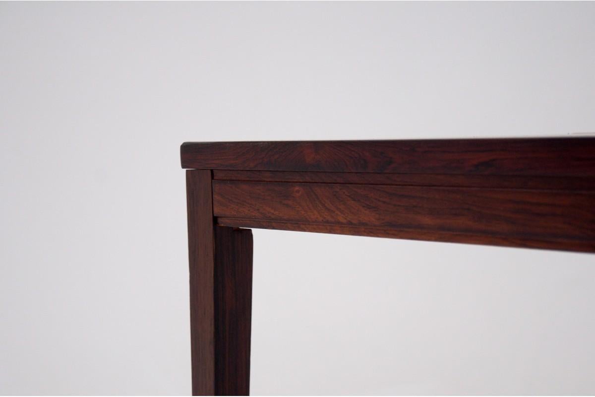 Coffee table, Danish design, 1960s. Renovated. For Sale 2