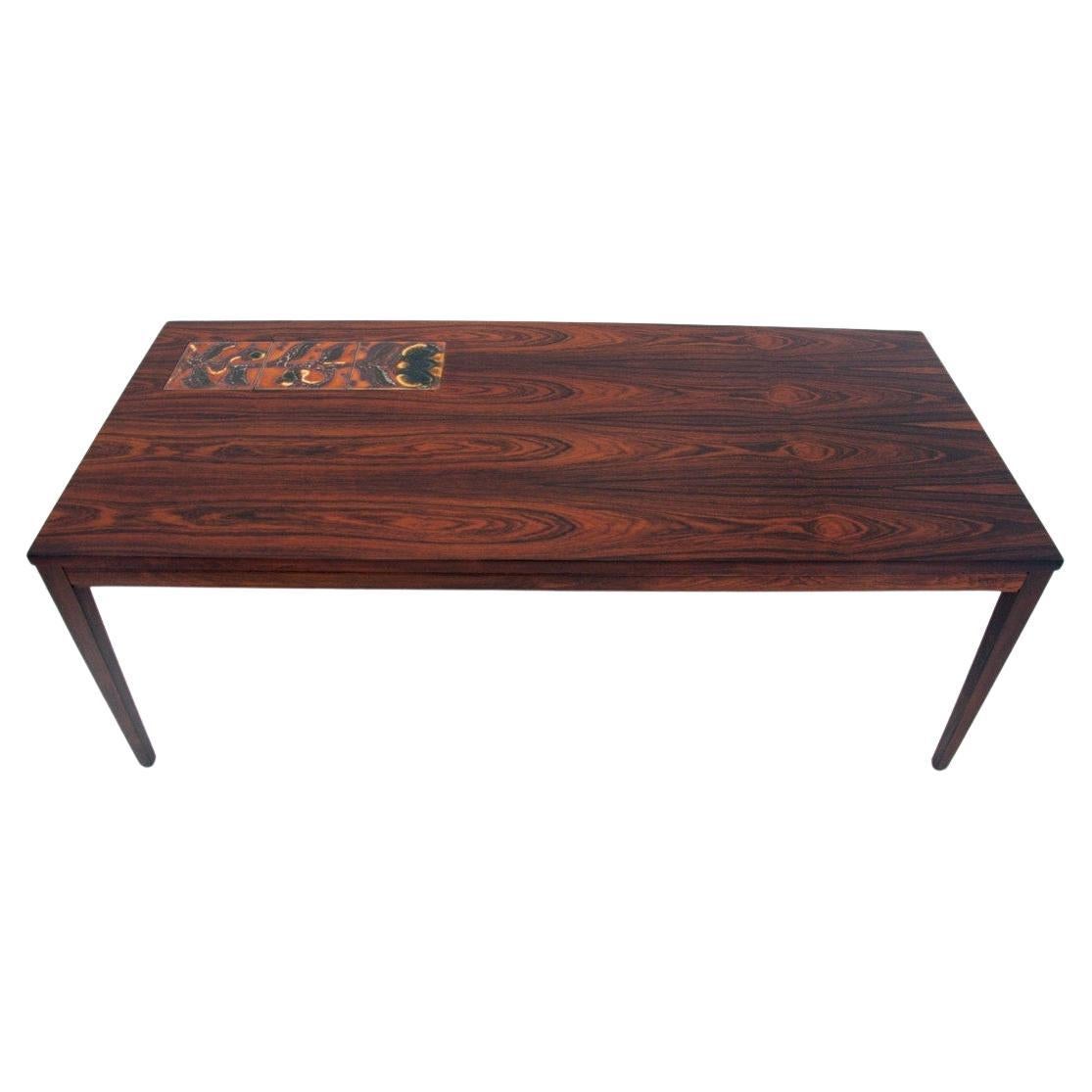 Unknown Coffee and Cocktail Tables