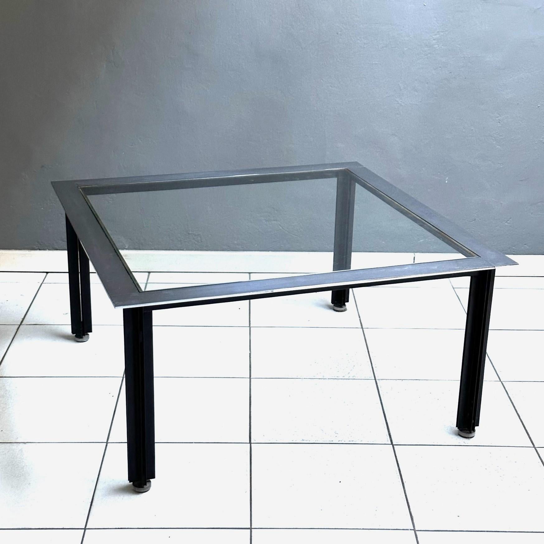 Coffee table design by Luigi Caccia Dominioni for Azucena Fasce 1960s collection In Good Condition For Sale In Milan, IT
