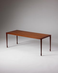 Coffee table Designed by Bernt Petersen for joinery master Henrik Wørts