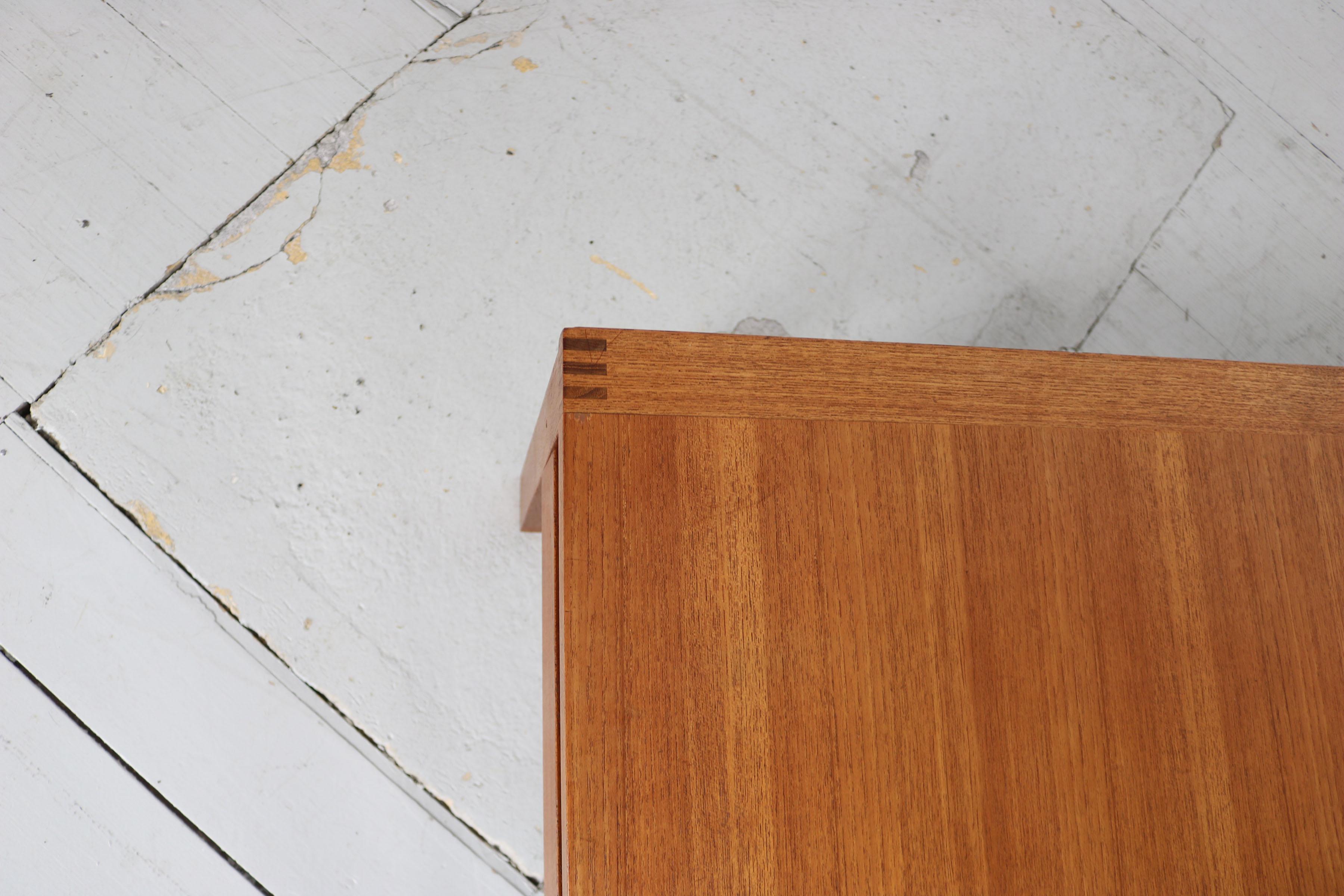 Mesa de centro, diseño de Ole Gjerløv-Knudsen y Torben Lind, Dinamarca años 60 en venta 4
