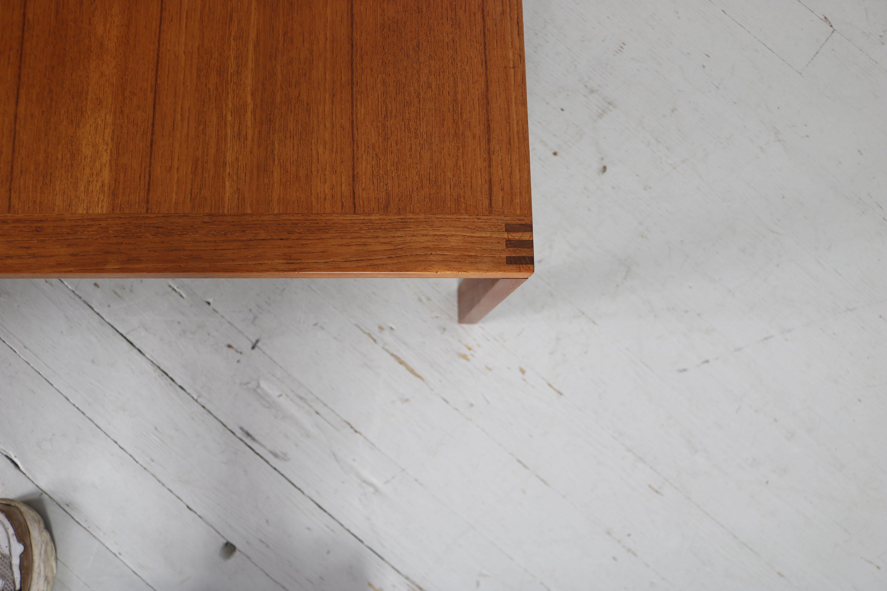 Mesa de centro, diseño de Ole Gjerløv-Knudsen y Torben Lind, Dinamarca años 60 en venta 5