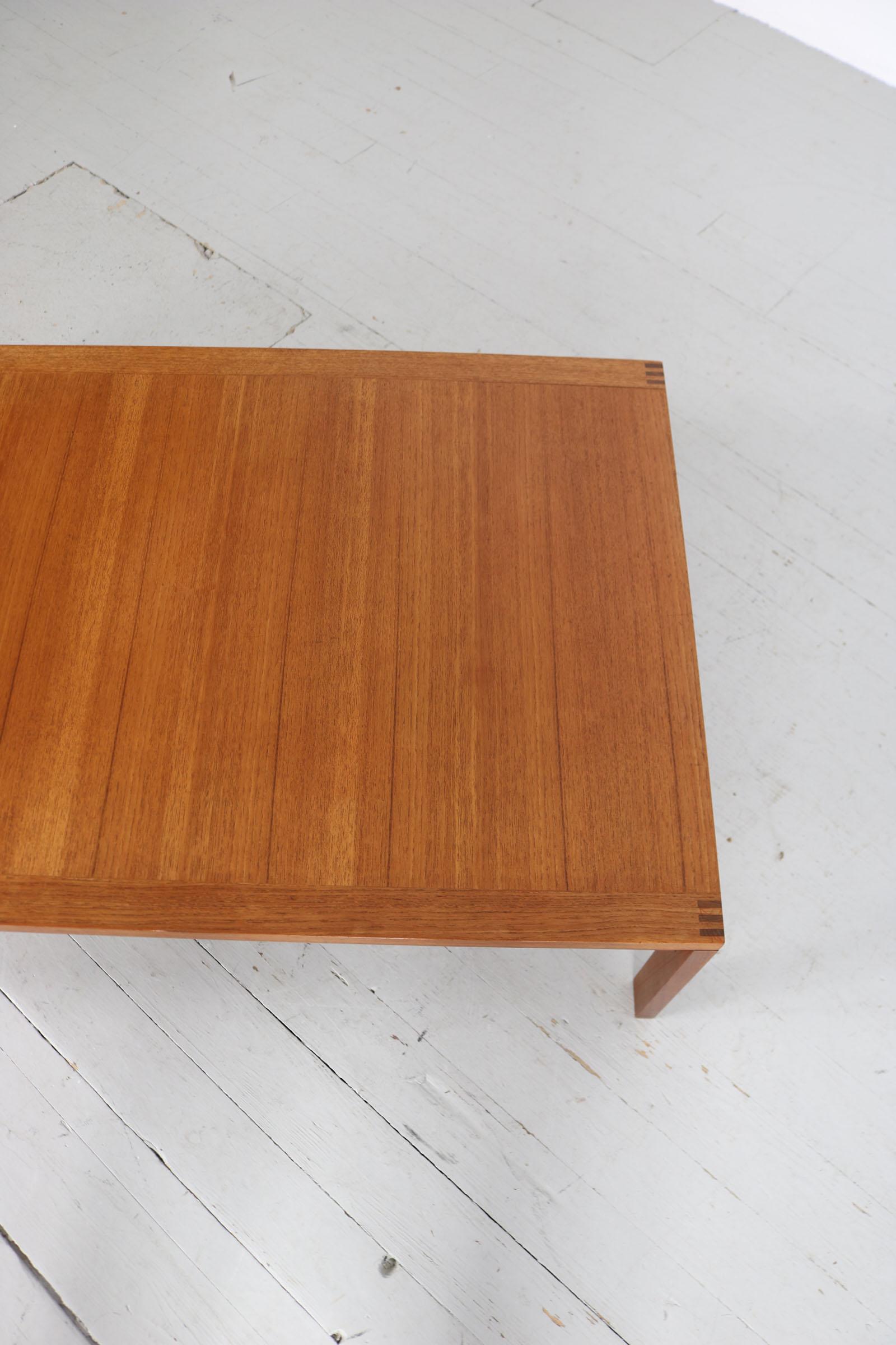 Coffee Table, Designed by Ole Gjerløv-Knudsen and Torben Lind, Denmark 60s For Sale 9