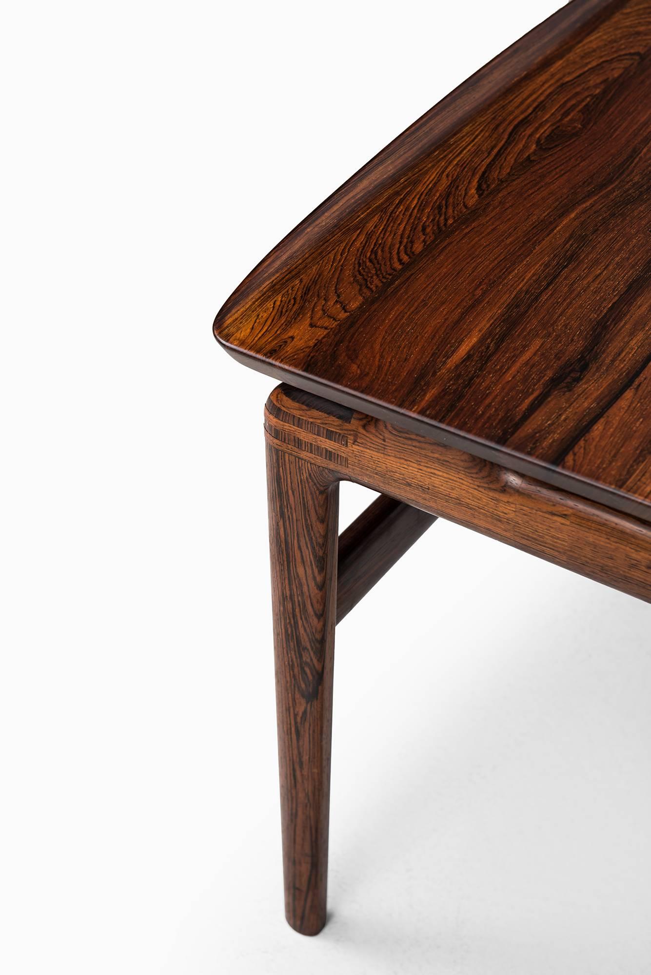 Danois Table basse conçue par Peter Hvidt & Orla Mlgaard-Nielsen en vente