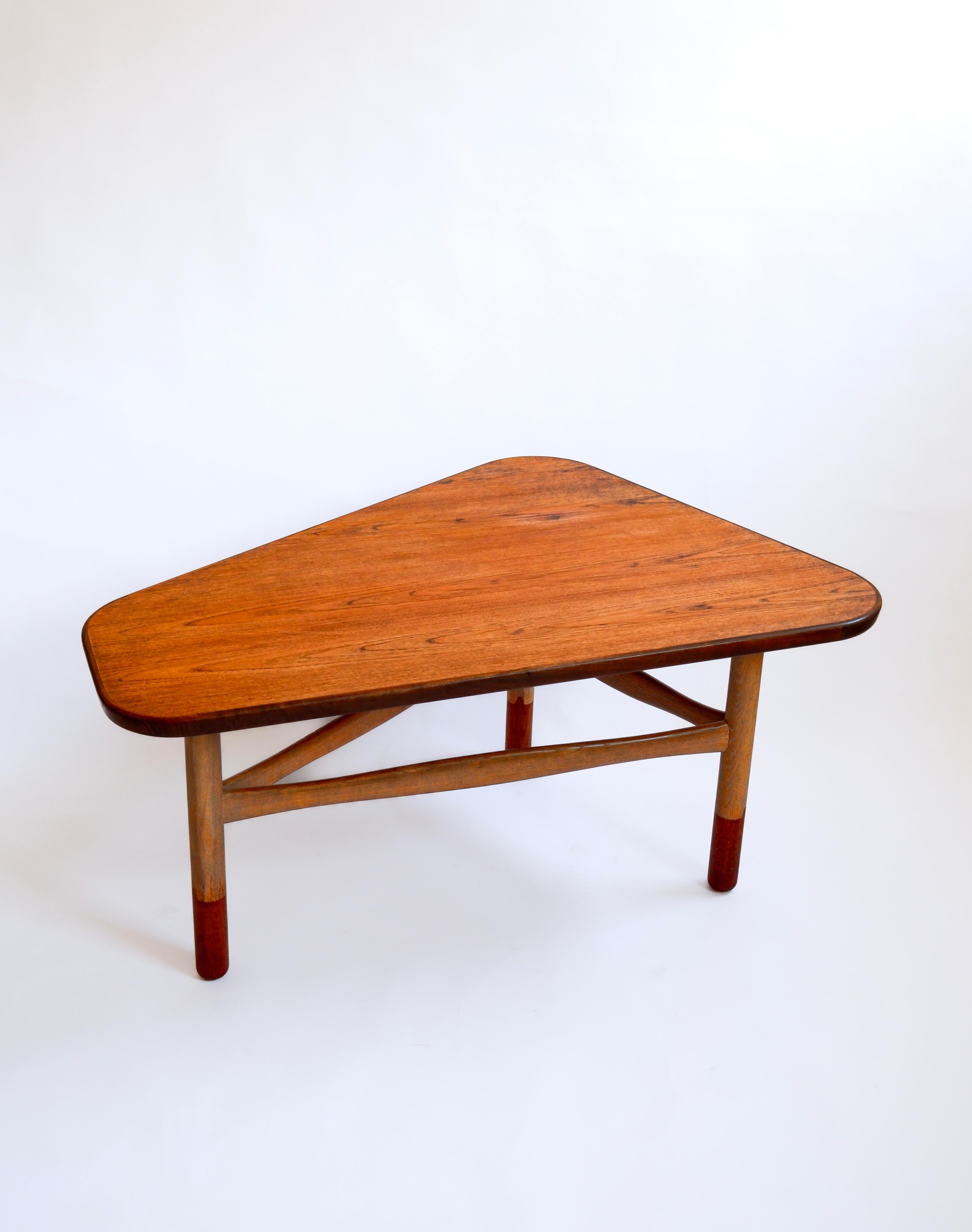 Coffee table designed by Yngve Ekström for Westbergs möbler, teak & oak For Sale 4