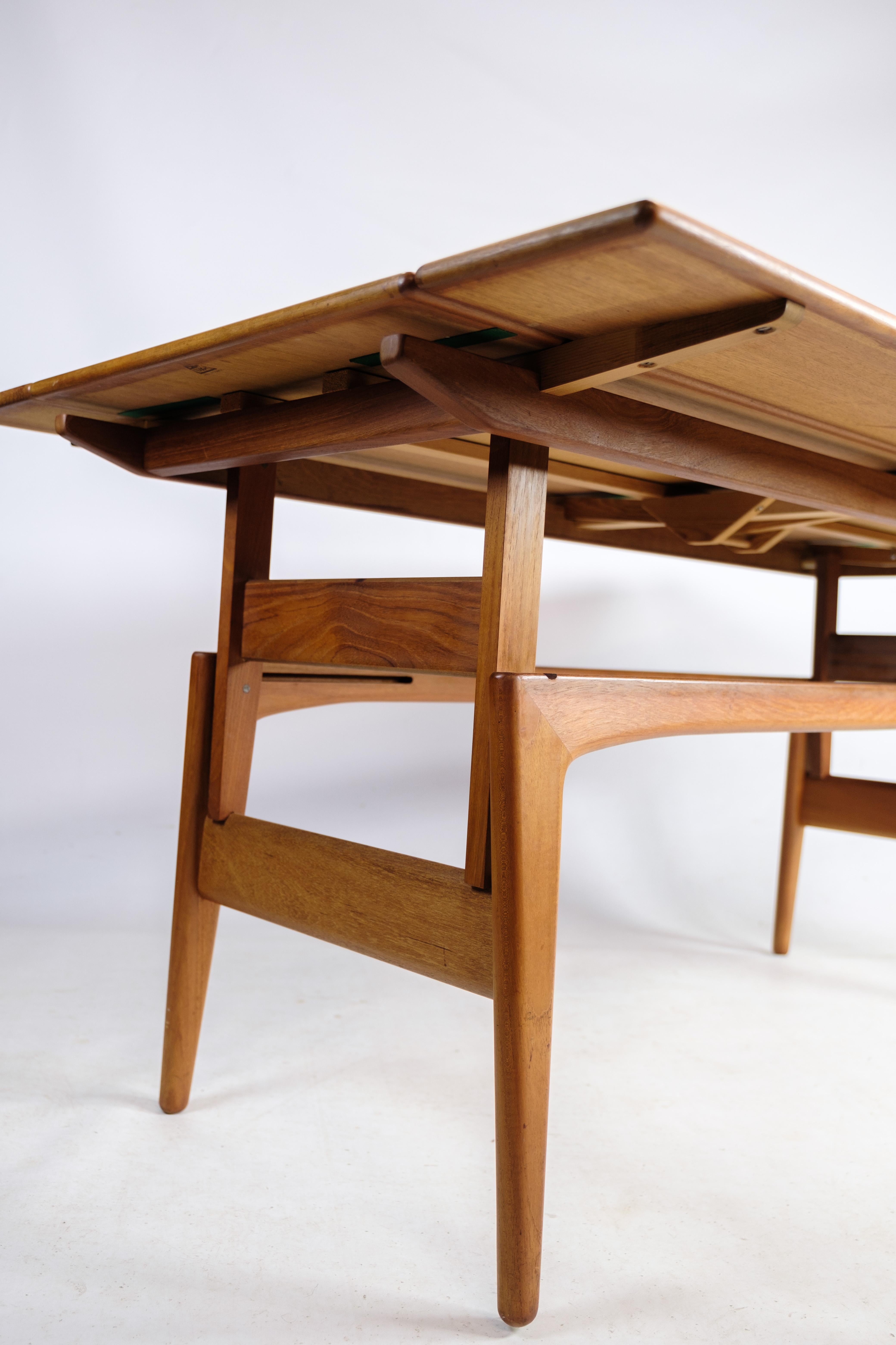 Coffee Table / Dining Table, Teak Wood, Copenhagen Table, Danish Furniture Manuf 8