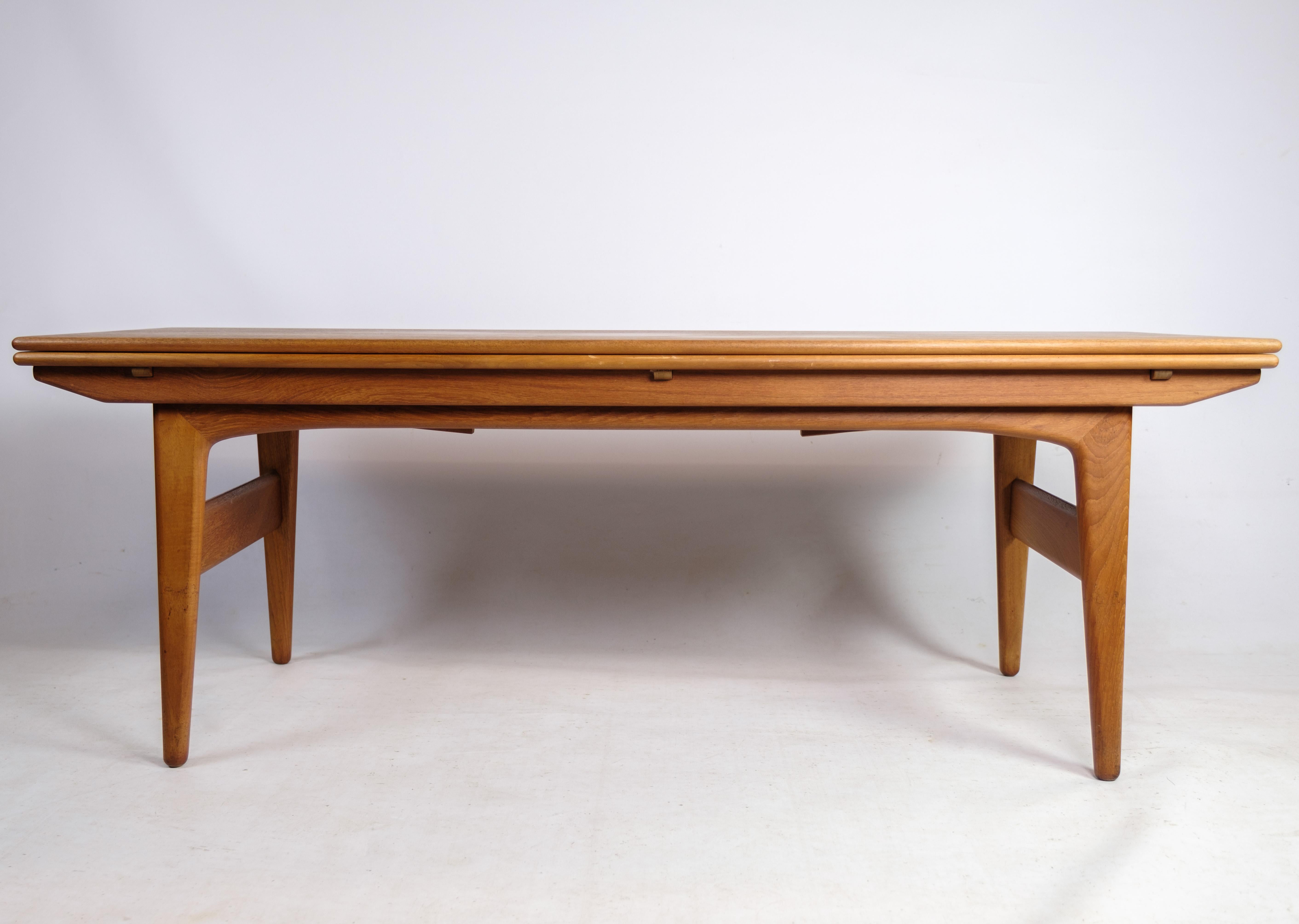 Mid-Century Modern Coffee Table / Dining Table, Teak Wood, Copenhagen Table, Danish Furniture Manuf