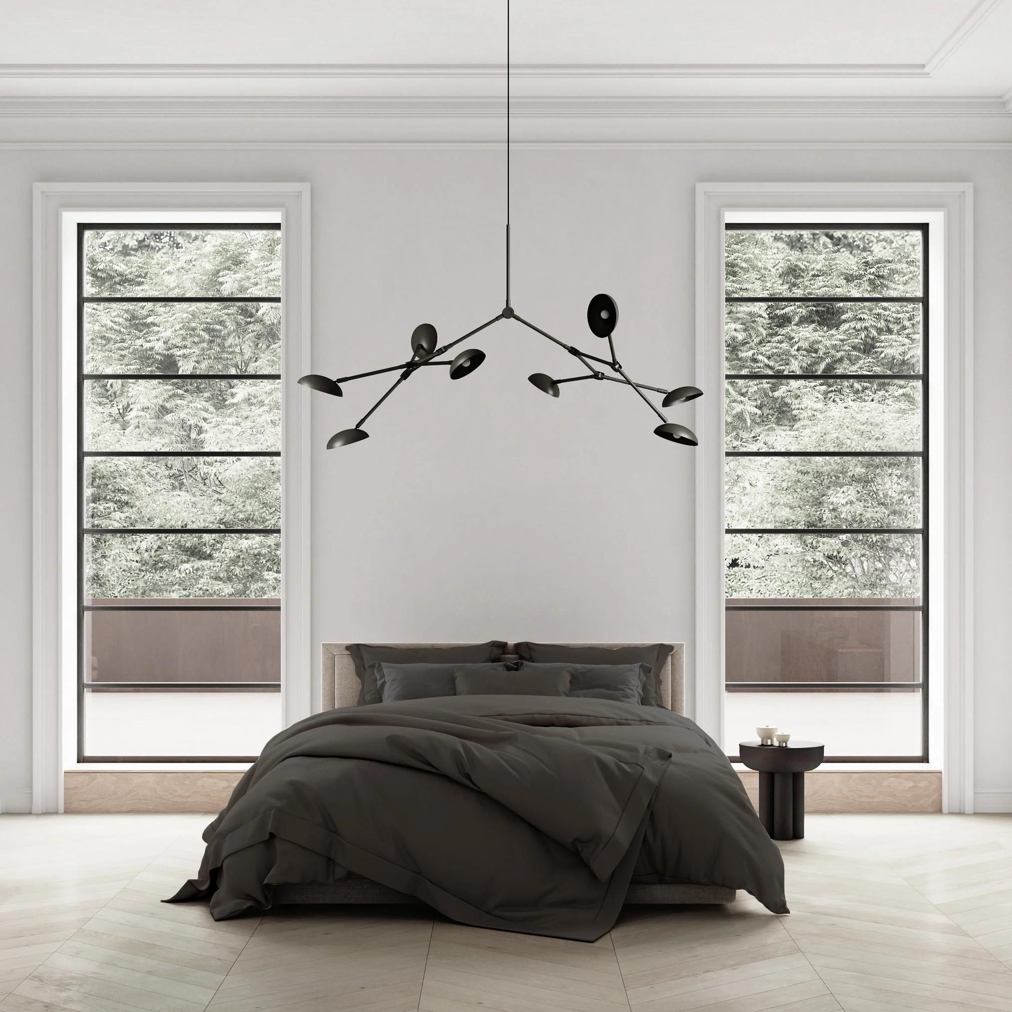 Tavolino da salotto, fine divano in alluminio, modello Crown, alto, opera contemporanea.

Il tavolino da caffè modello Crown è realizzato in alluminio nello stile di una scultura contemporanea. 
Il tavolo è disponibile in due dimensioni e può essere