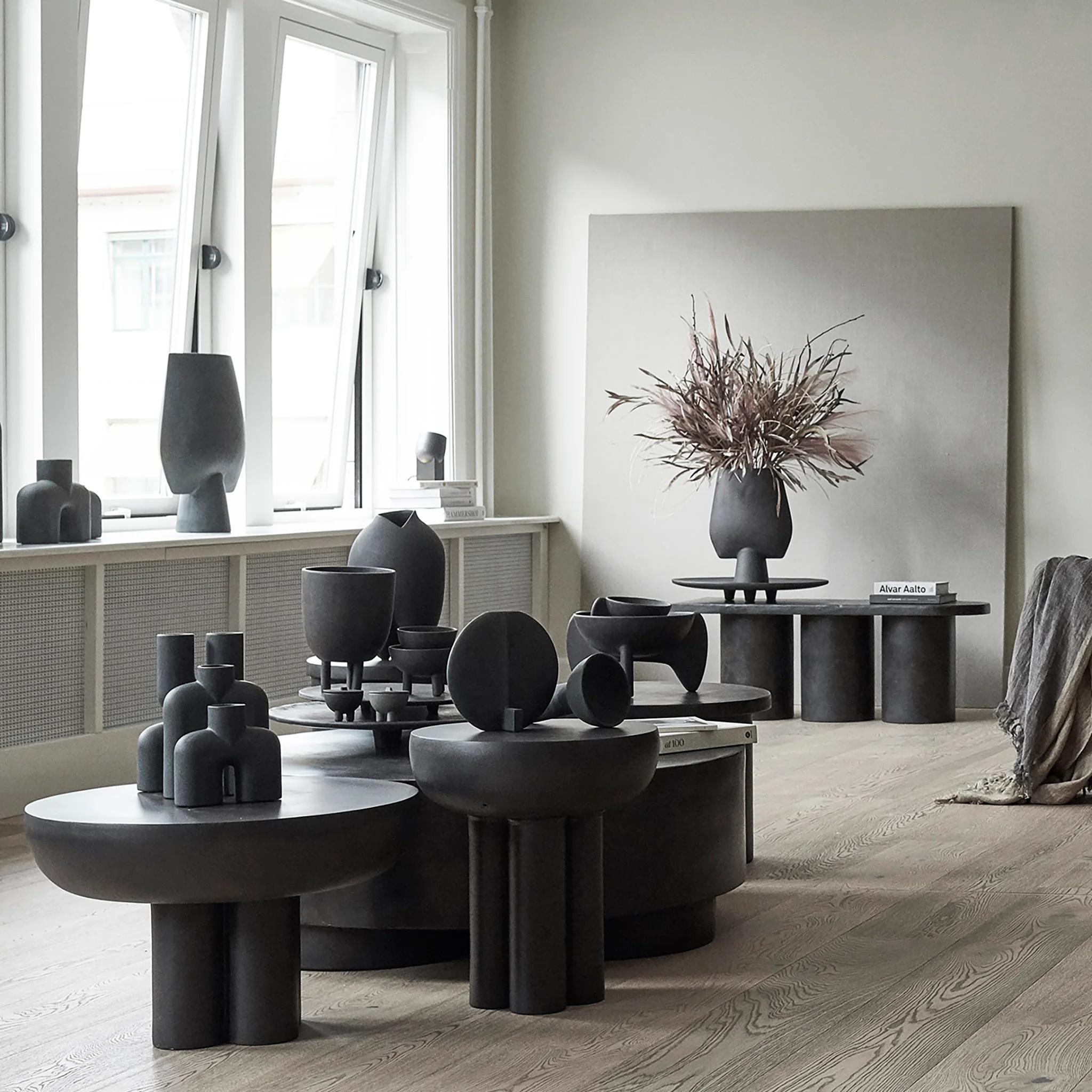 XXIe siècle et contemporain Table basse, bout de canapé en aluminium, modèle Crown, haute, Contemporary Work. en vente