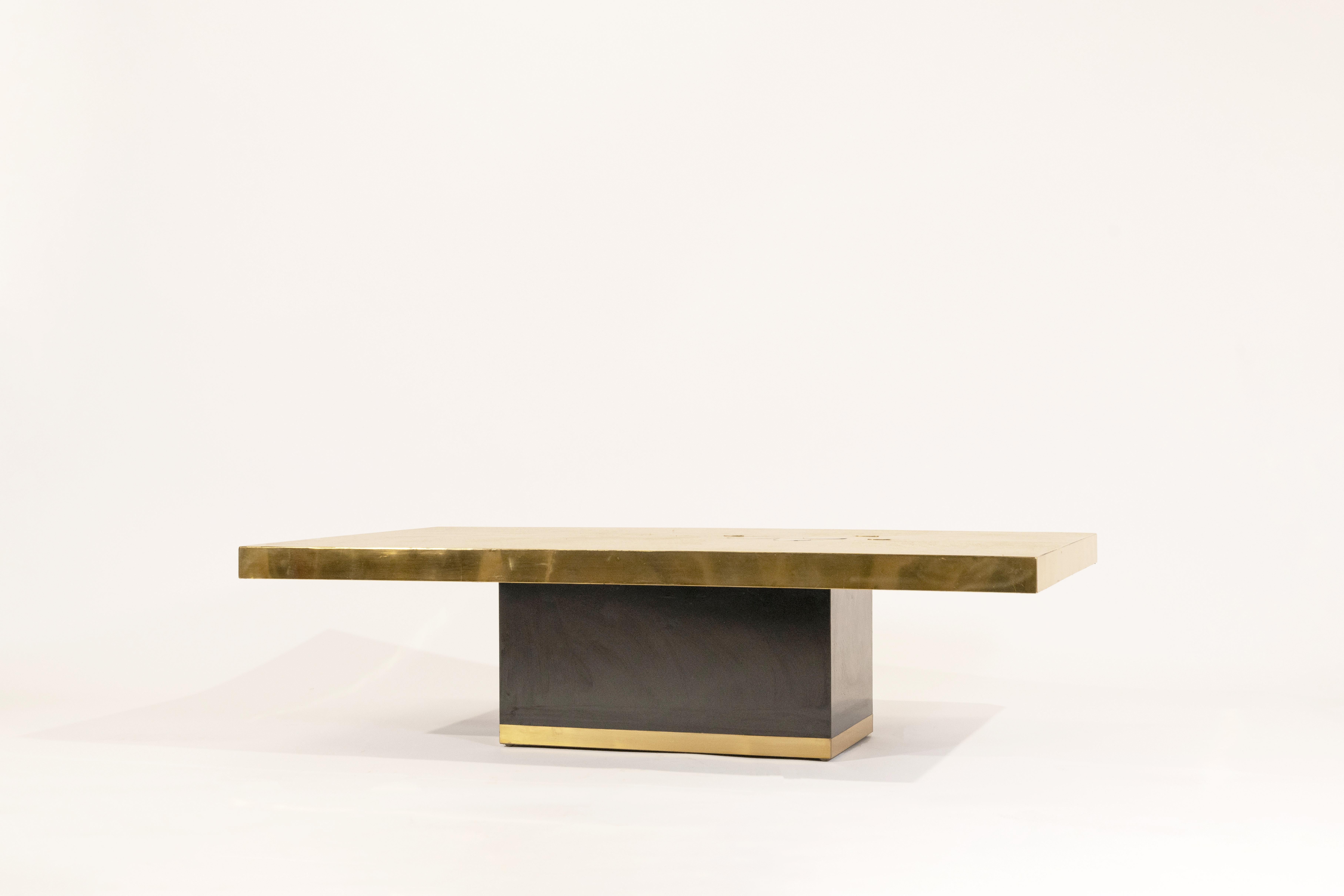 Coffee Table Etched Brass Inlaid 3 Agates by Lova Creation For Sale 2