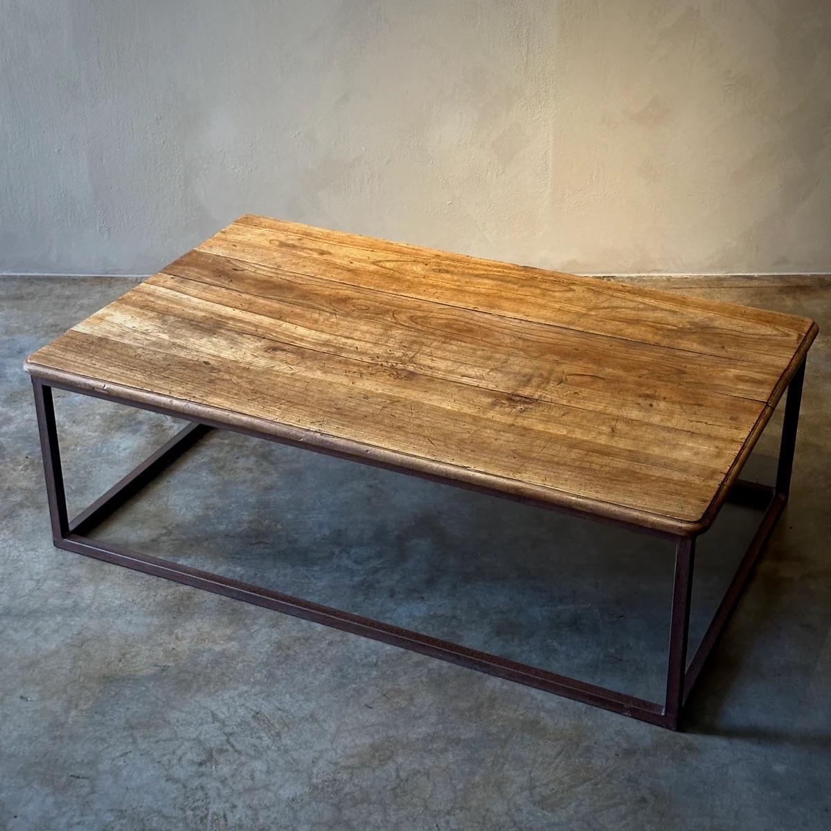 Table basse en vente 4