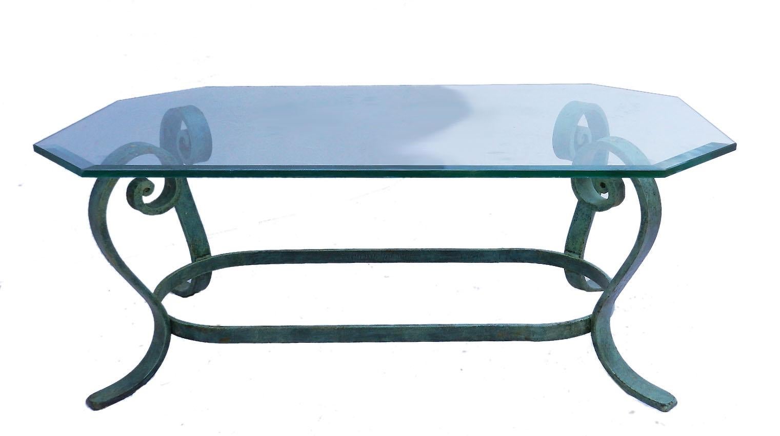 Coffee Table French Verdigris Iron and Glass Hollywood Regency, circa 1970 In Good Condition In Mimizan, FR