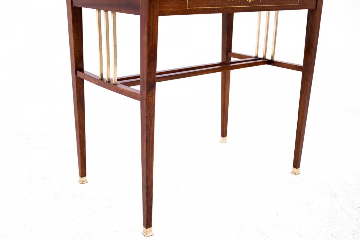 Table basse des années 1920, France. en vente 1
