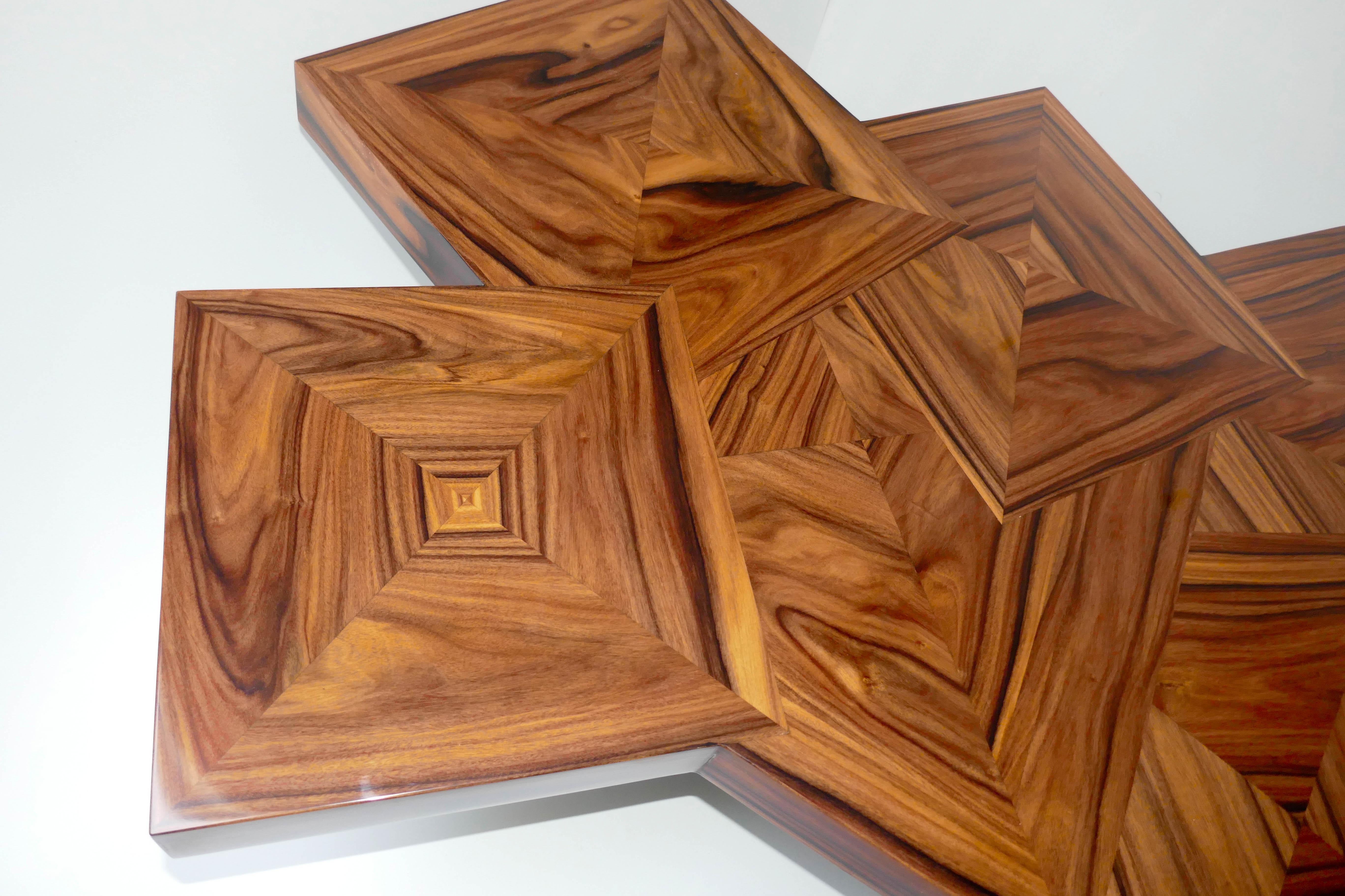 Couchtisch Fusion aus Santos-Holz mit Intarsien von Aymeric Lefort im Zustand „Hervorragend“ im Angebot in SENLIS, OISE