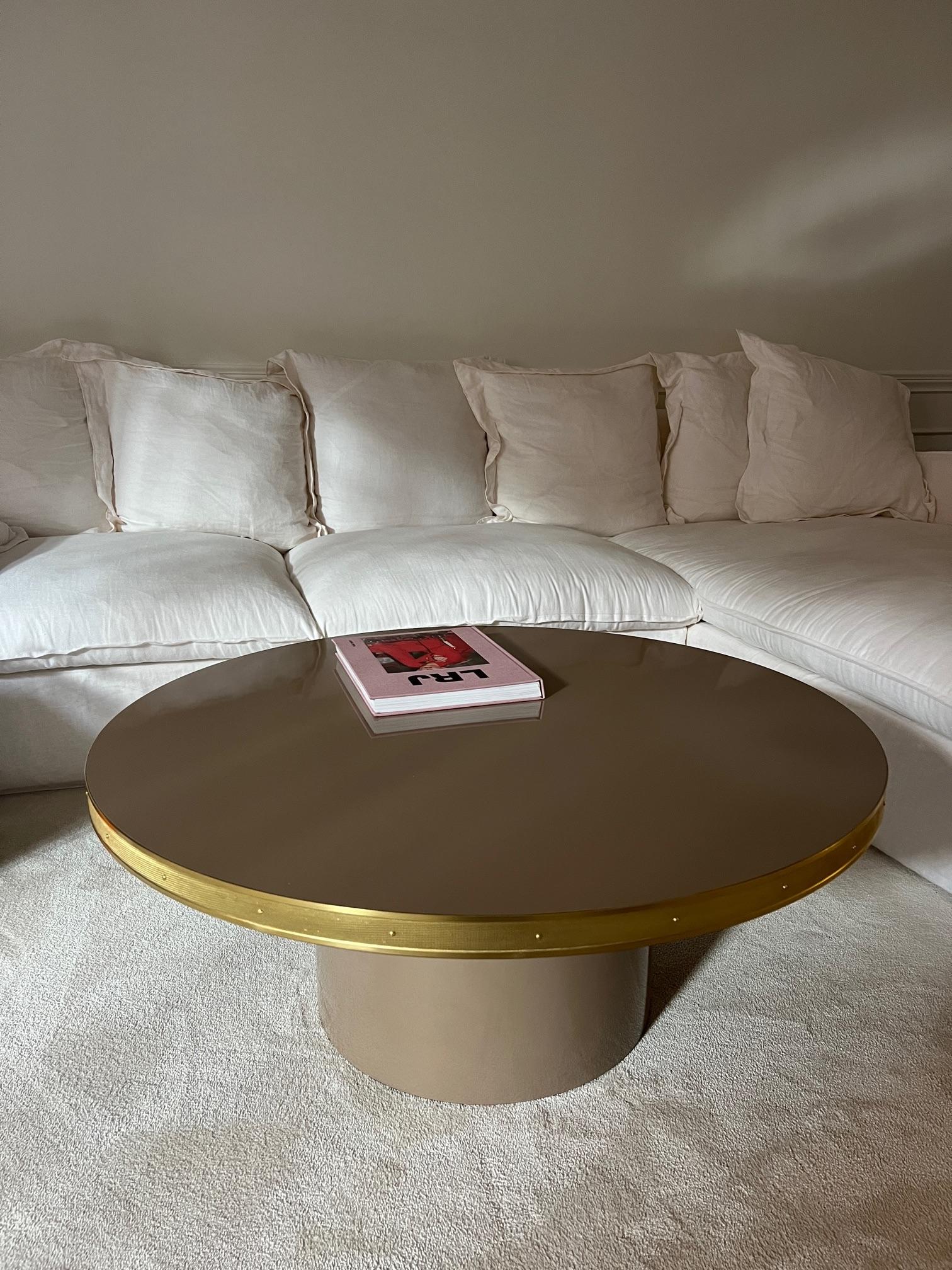 Modern Coffee Table High Gloss Laminated Top Brass Tape Framed Black Pedestal Base L For Sale
