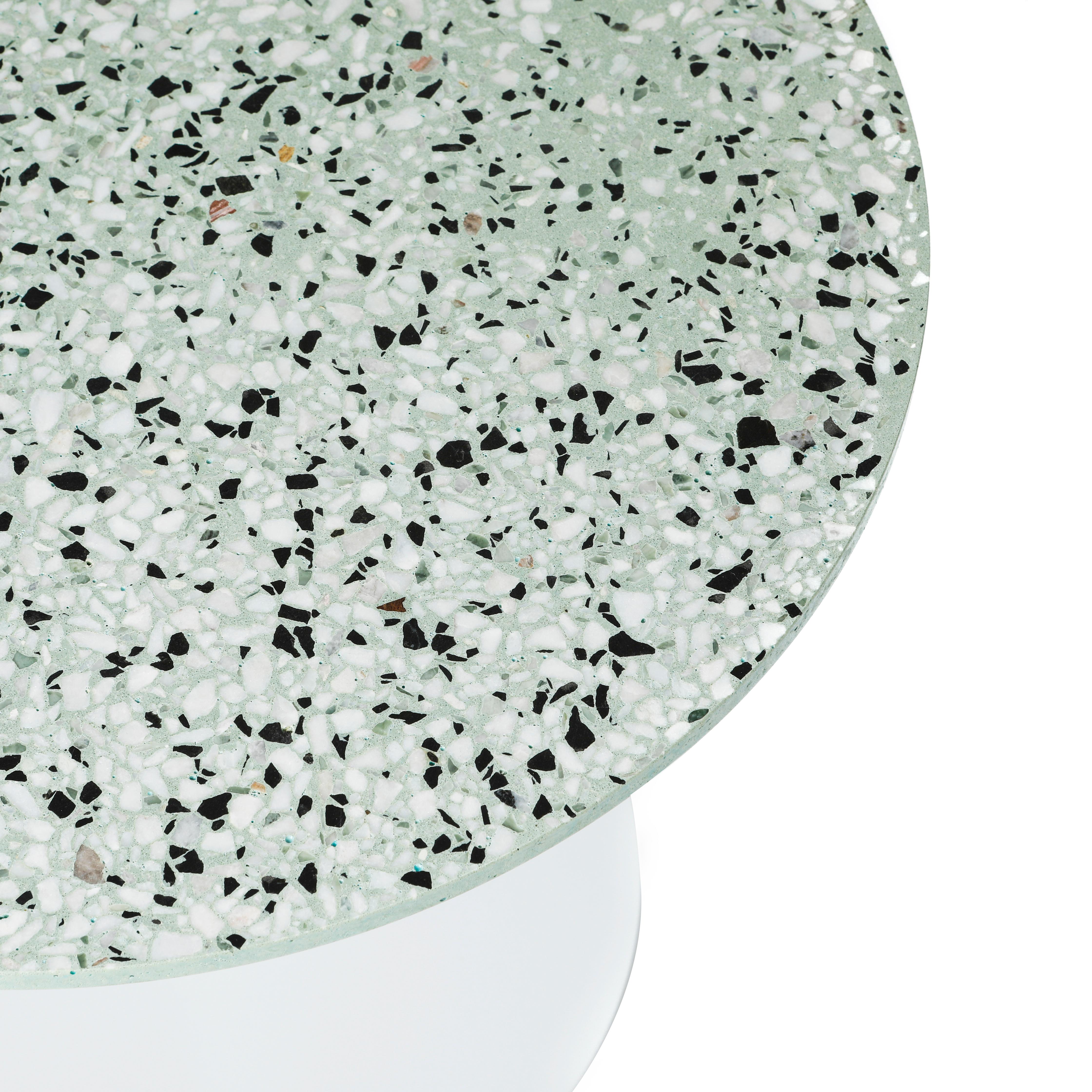 Table basse 'I' en terrazzo noir en vente 3