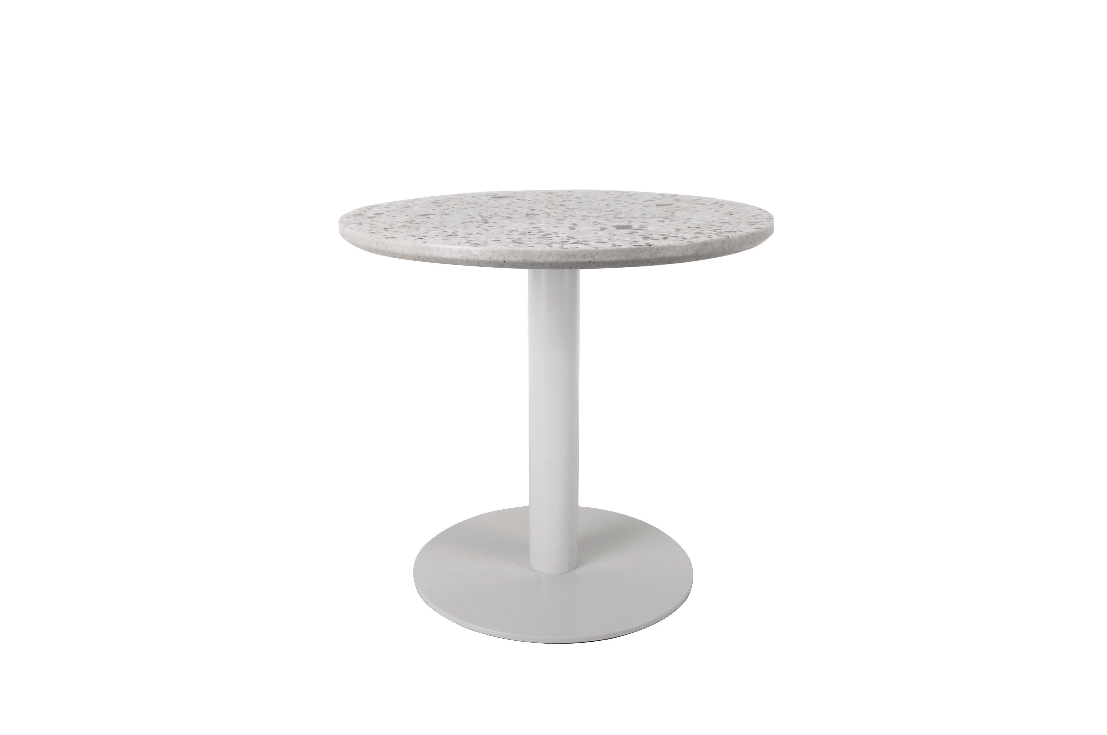 Industriel Table basse 'I' en terrazzo noir en vente