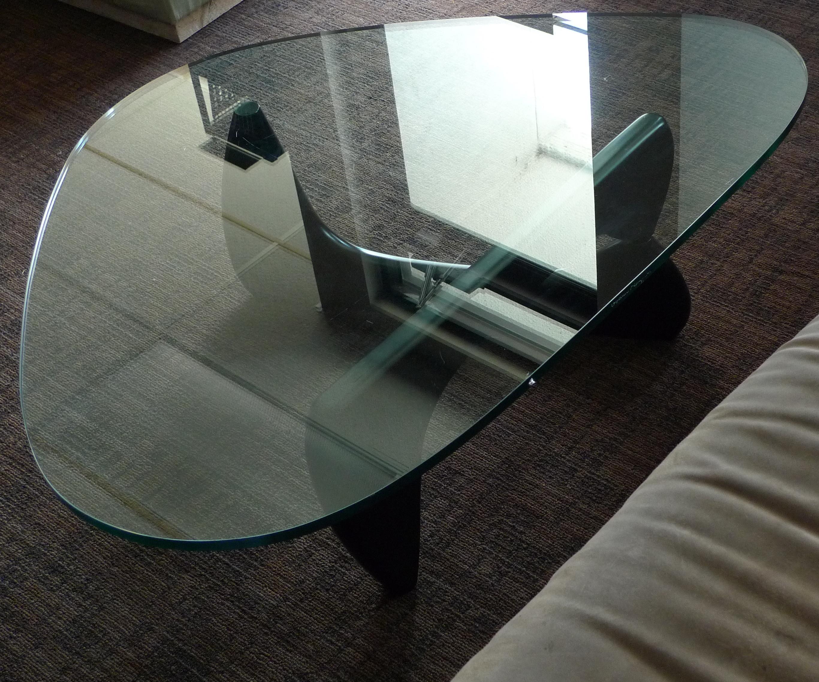 Glass Coffee Table IN-50 Designed by Isamu Noguchi for Herman Miller, circa 1940s