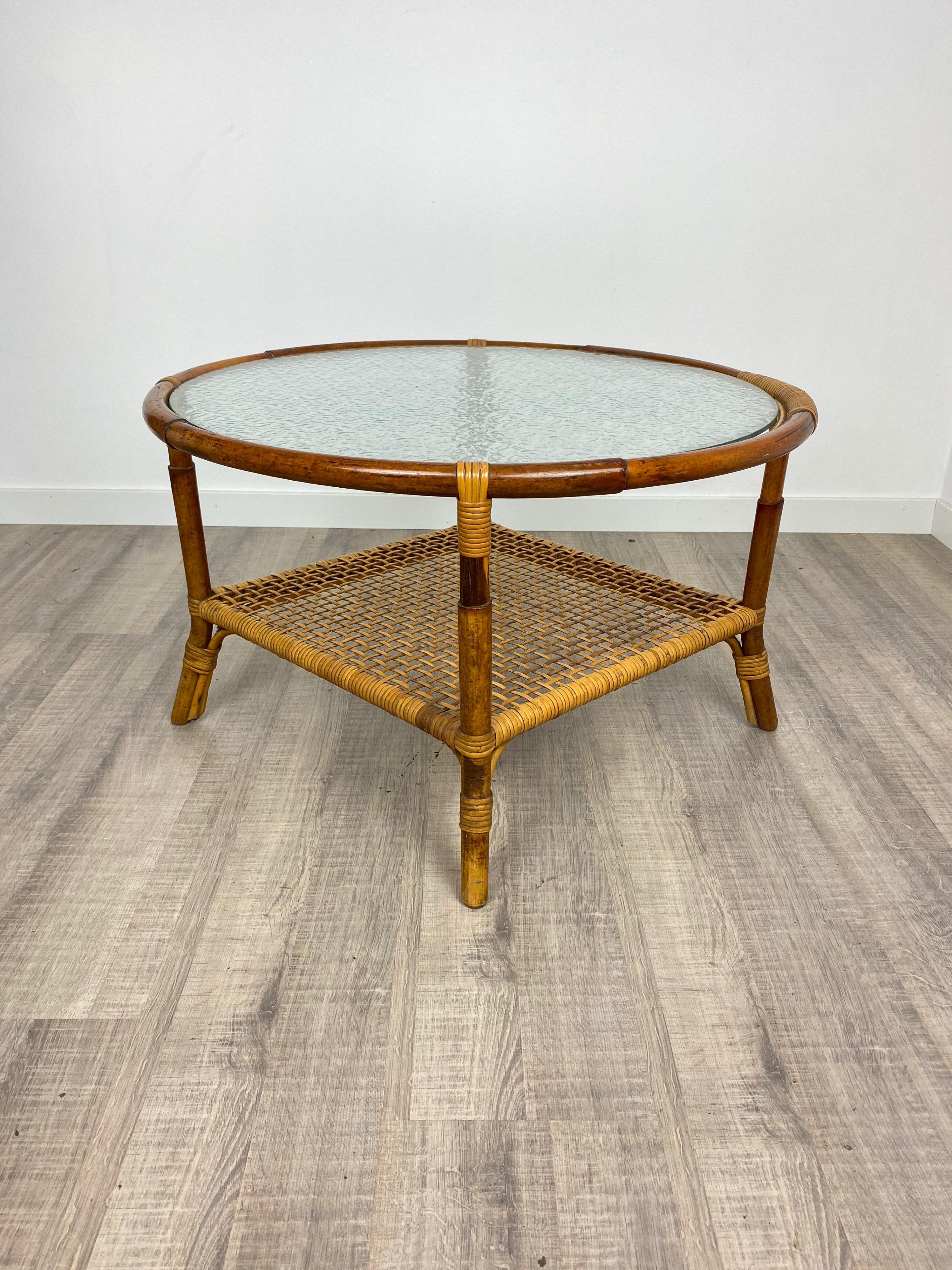 Mid-Century Modern Coffee Table in Bamboo Rattan and Frosted Glass, Italy, 1960s For Sale