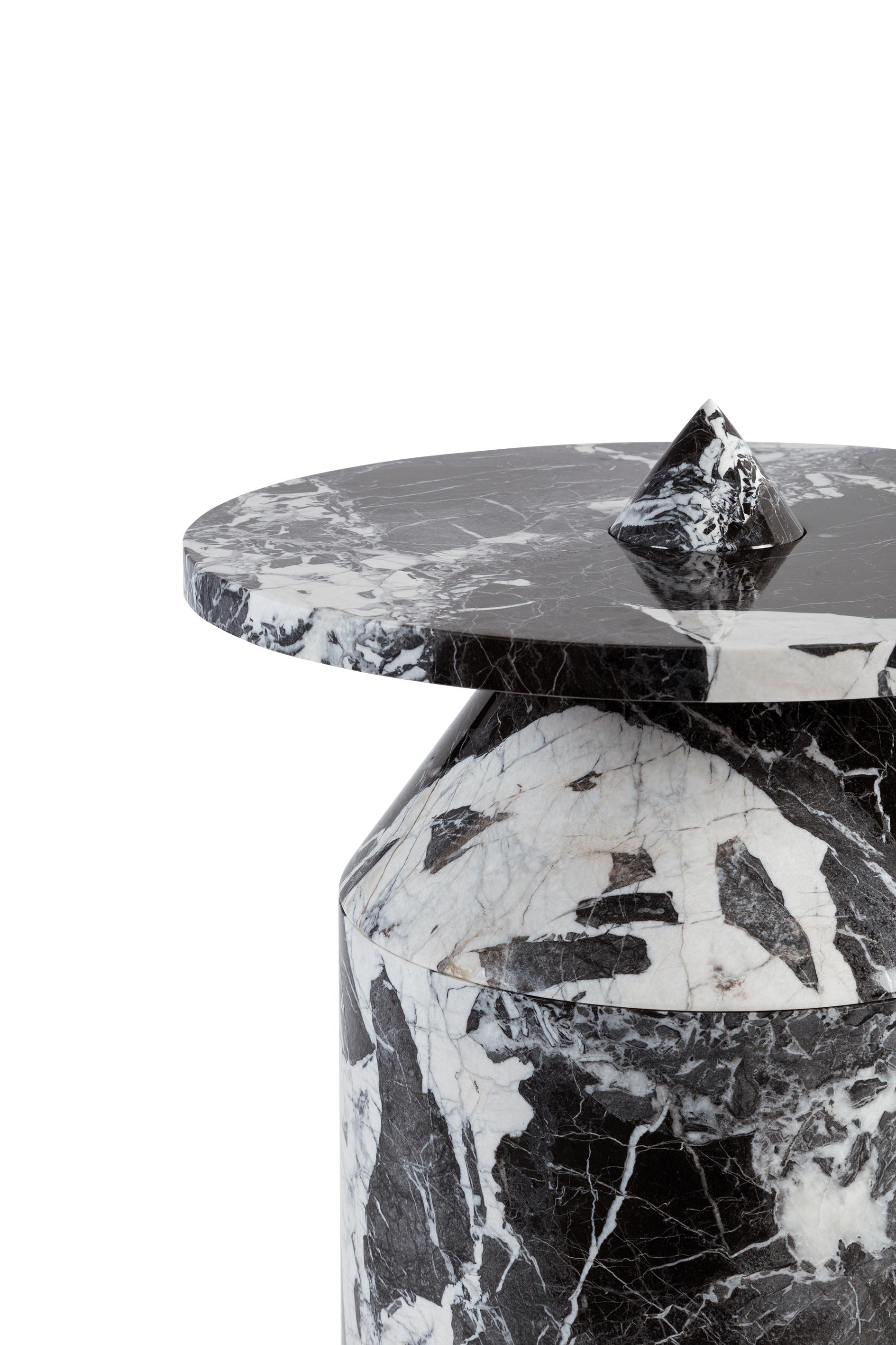 New modern side Table in Black Antique Marble, creator Karen Chekerdjian In New Condition For Sale In Milan, IT