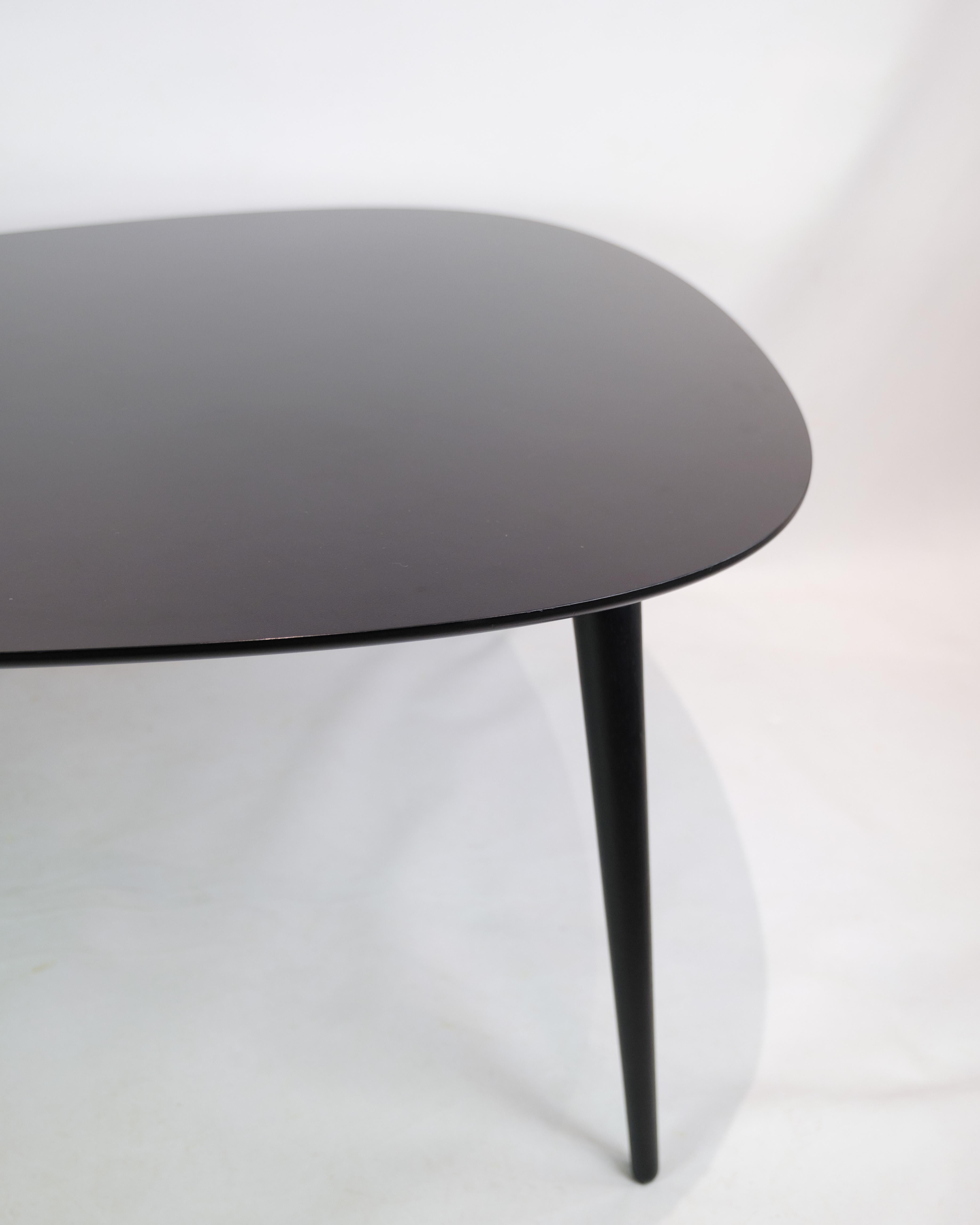 Mid-Century Modern Coffee table In Black Laminate With Oak legs, Made By Fredericia Furniture