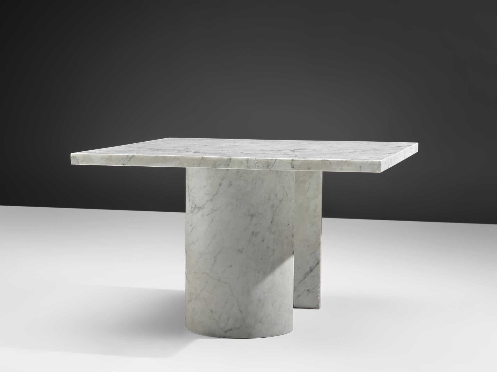 Coffee Table in Carrara Marble In Good Condition In Waalwijk, NL