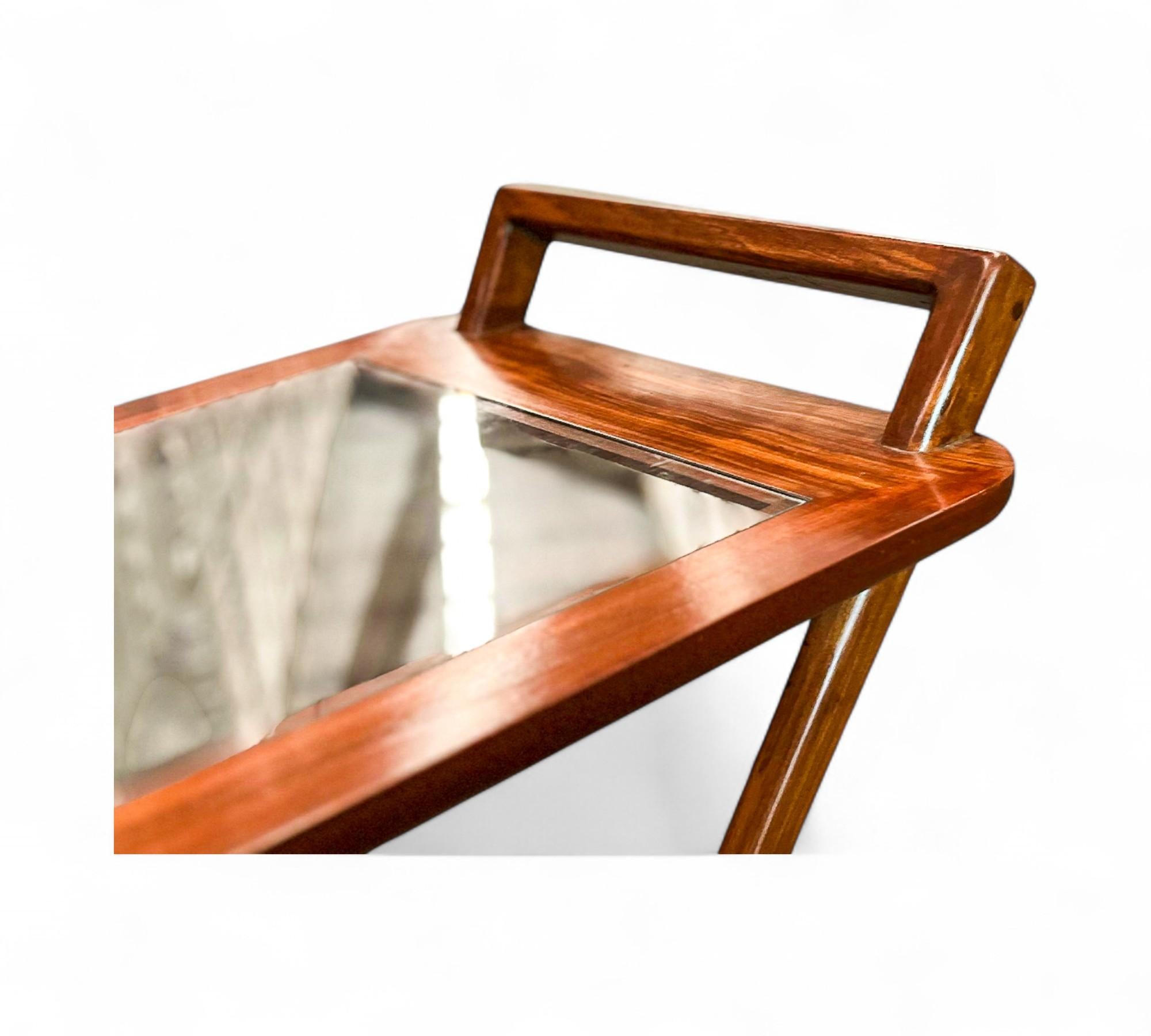Tavolino da caffè in Wood Wood e vetro di Pierre Weckxx, 1950 ca. in vendita 2