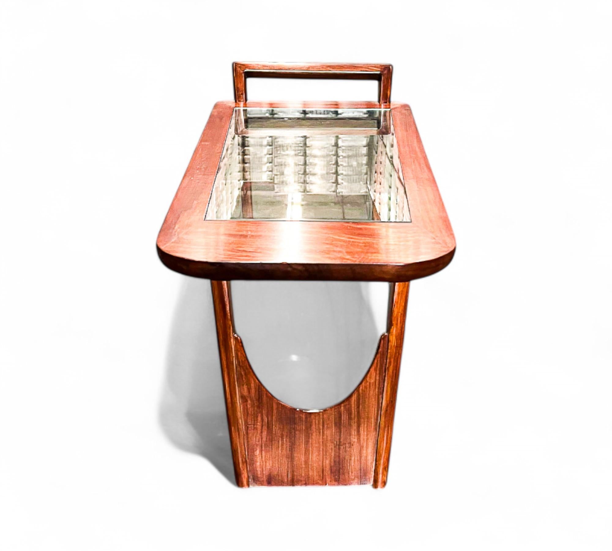Vetro Tavolino da caffè in Wood Wood e vetro di Pierre Weckxx, 1950 ca. in vendita