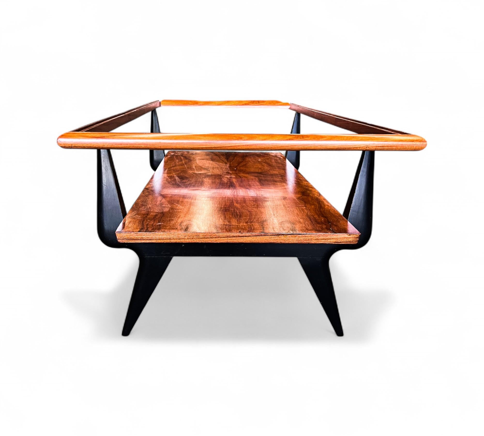 Table basse en bois de caviuna et verre opaque, Fratte, années 1950 - Lot 838 en vente 2