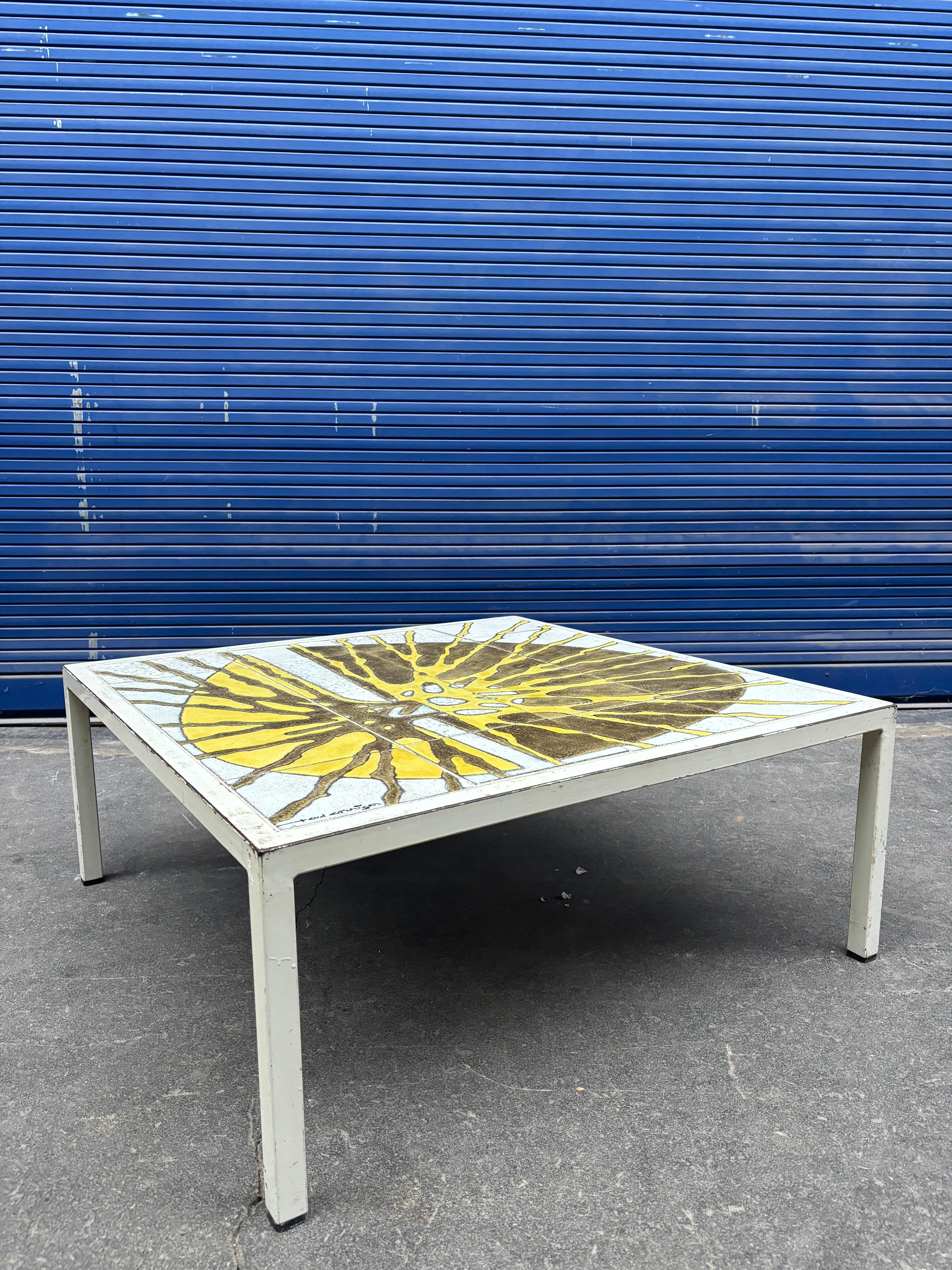 Metà XX secolo Tavolino in ceramica di Paul Corriger in vendita