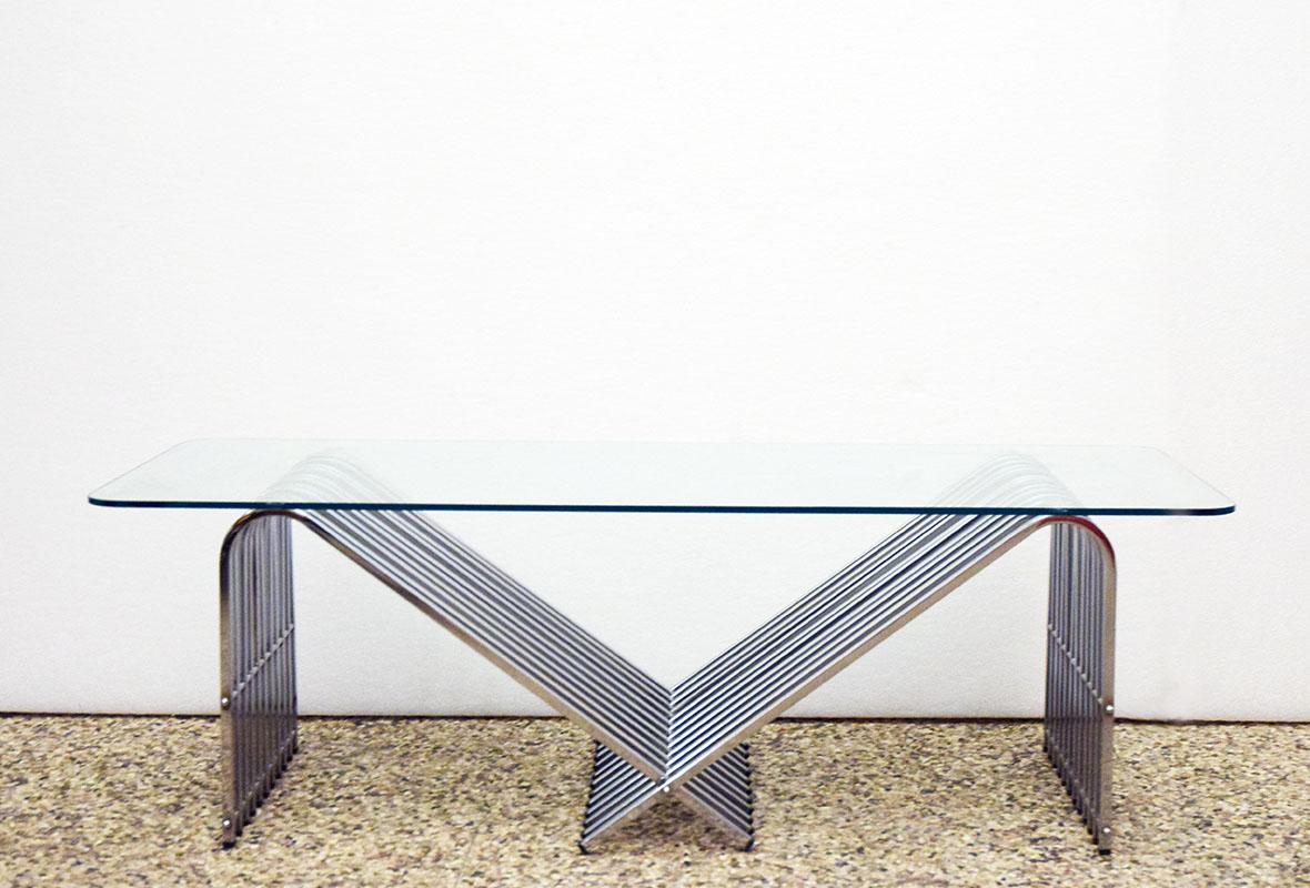 Coffee table in chromed metal and crystal, 1970s In Excellent Condition For Sale In Parma, IT
