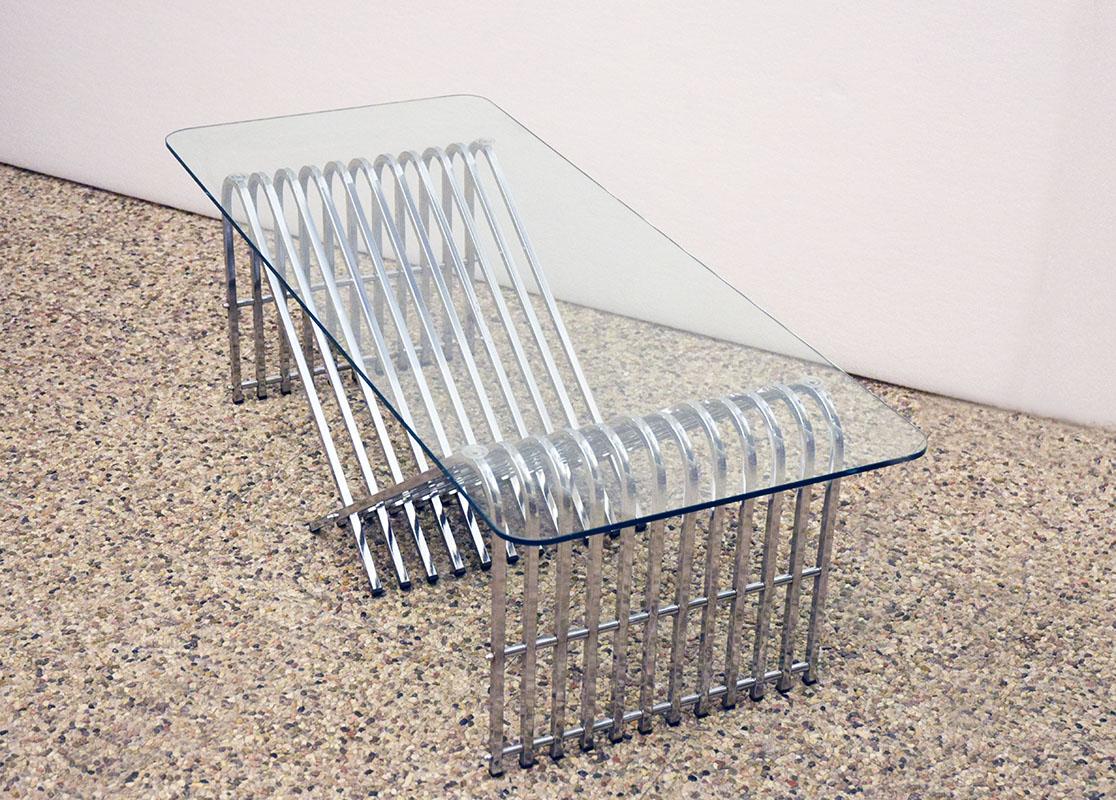 Metal Coffee table in chromed metal and crystal, 1970s For Sale