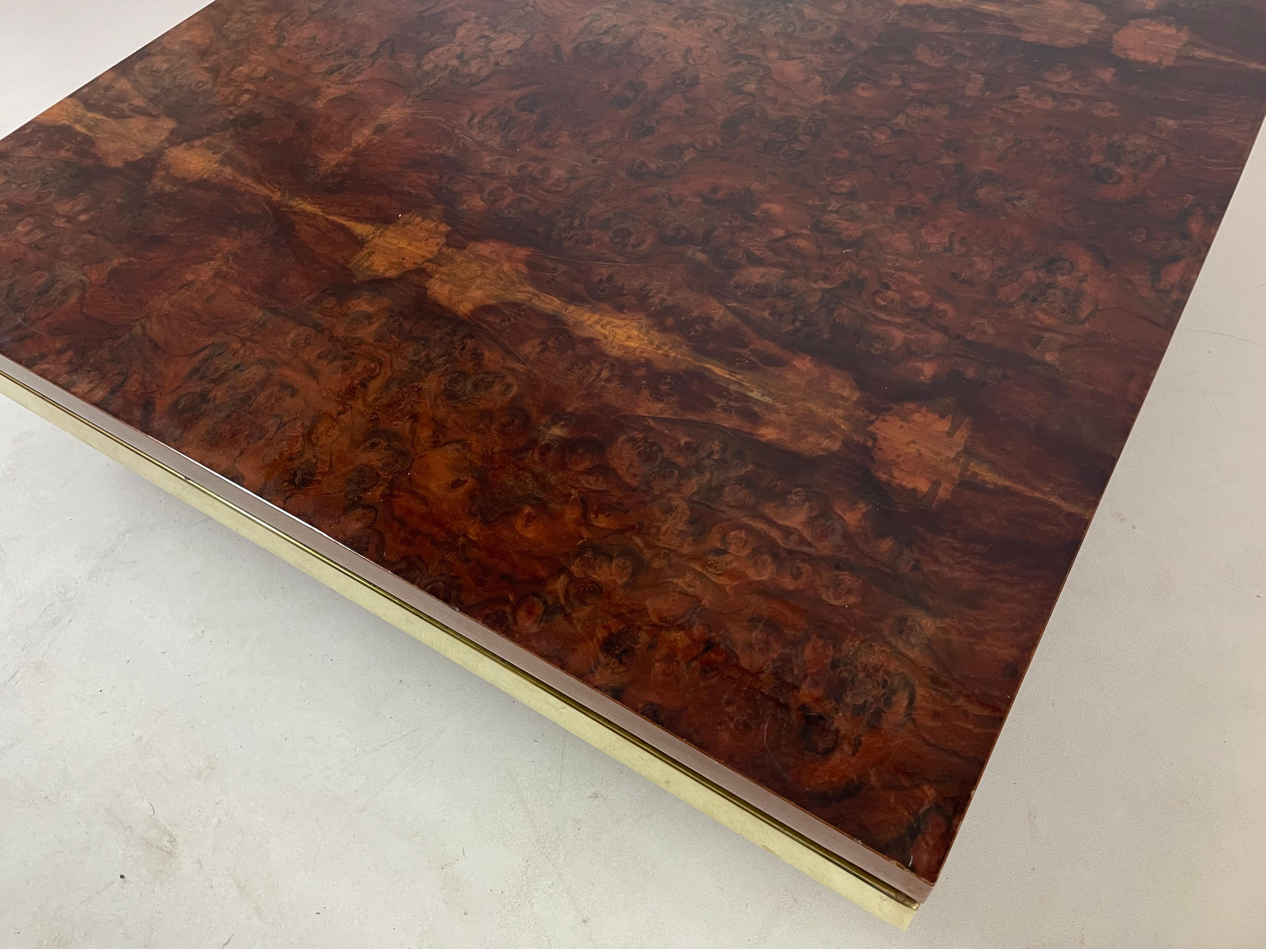 Tavolino in radica di olmo e ottone di Roche Bobois, 1970 in vendita 6