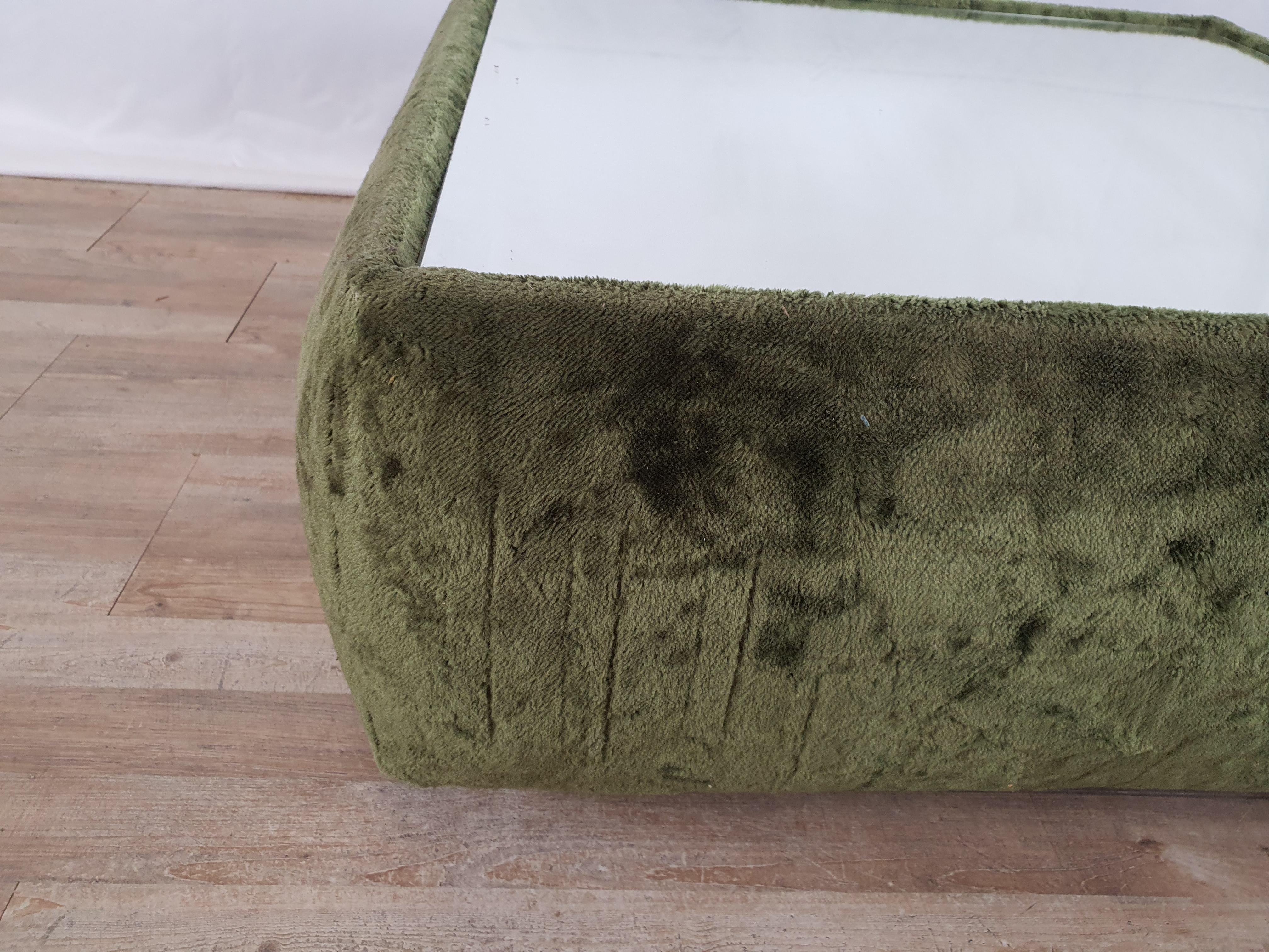 Coffee Table in Green Chenille and Mirror Top, 1970, Italy For Sale 5