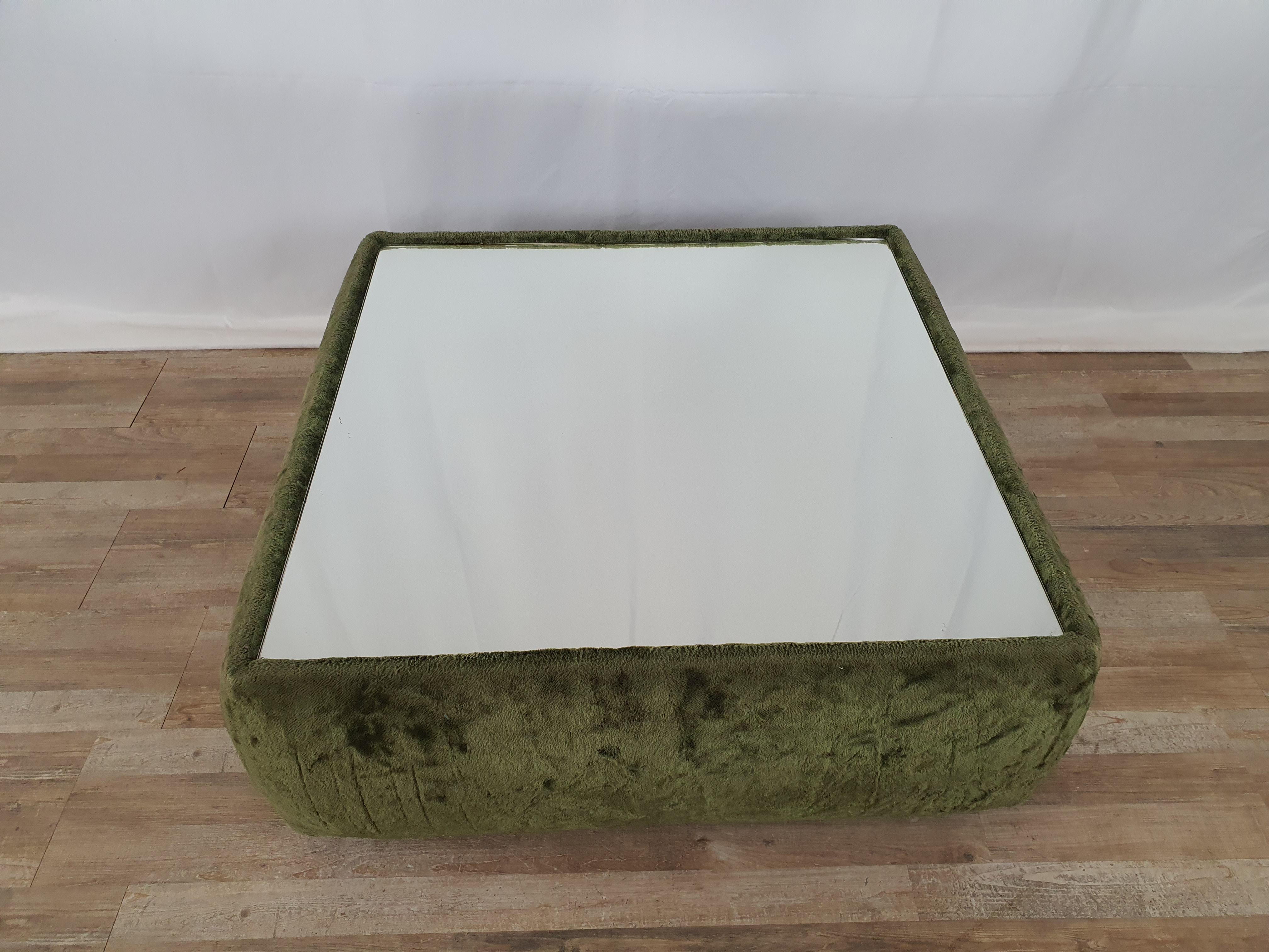 Late 20th Century Coffee Table in Green Chenille and Mirror Top, 1970, Italy For Sale