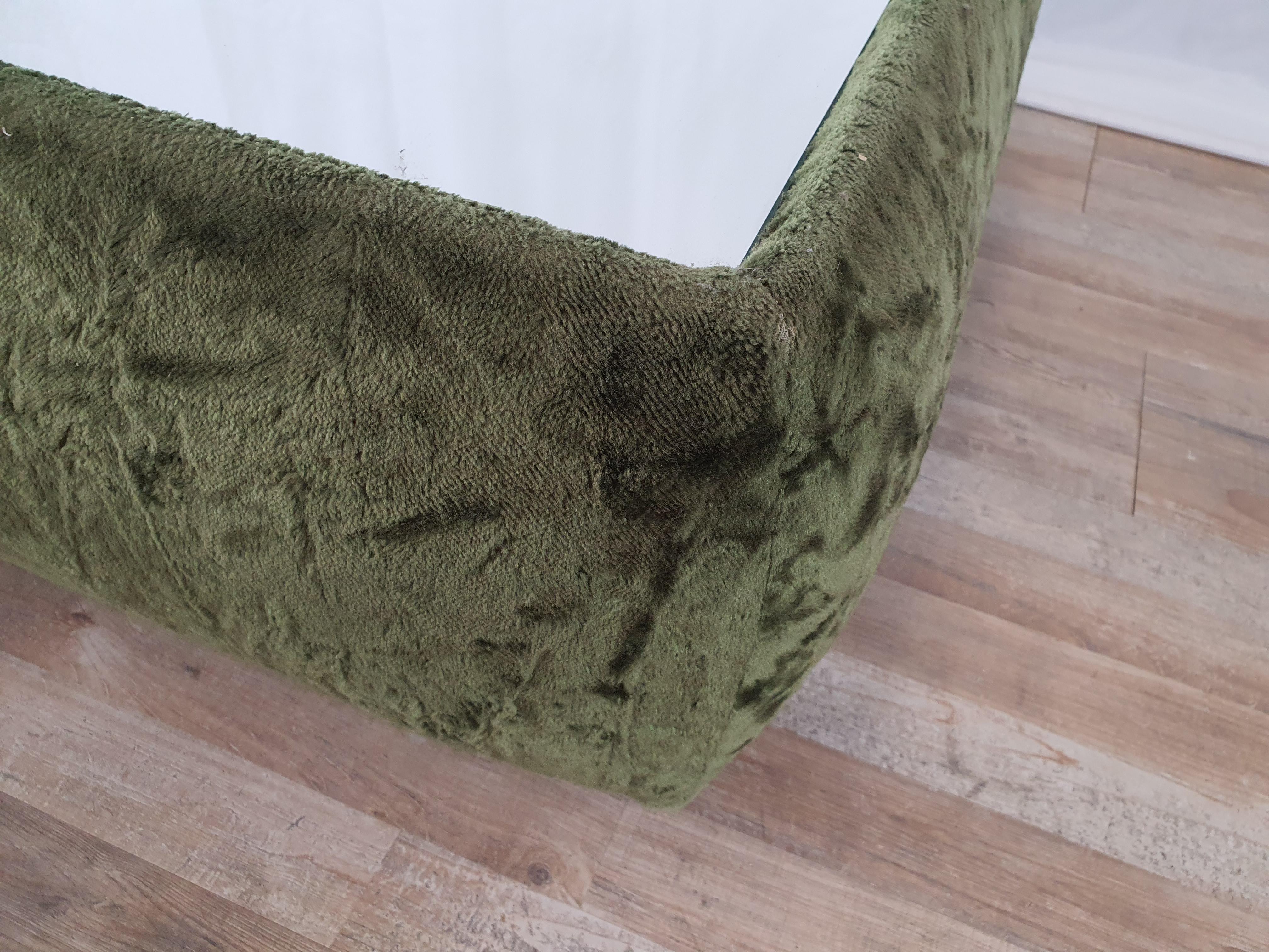 Coffee Table in Green Chenille and Mirror Top, 1970, Italy For Sale 3