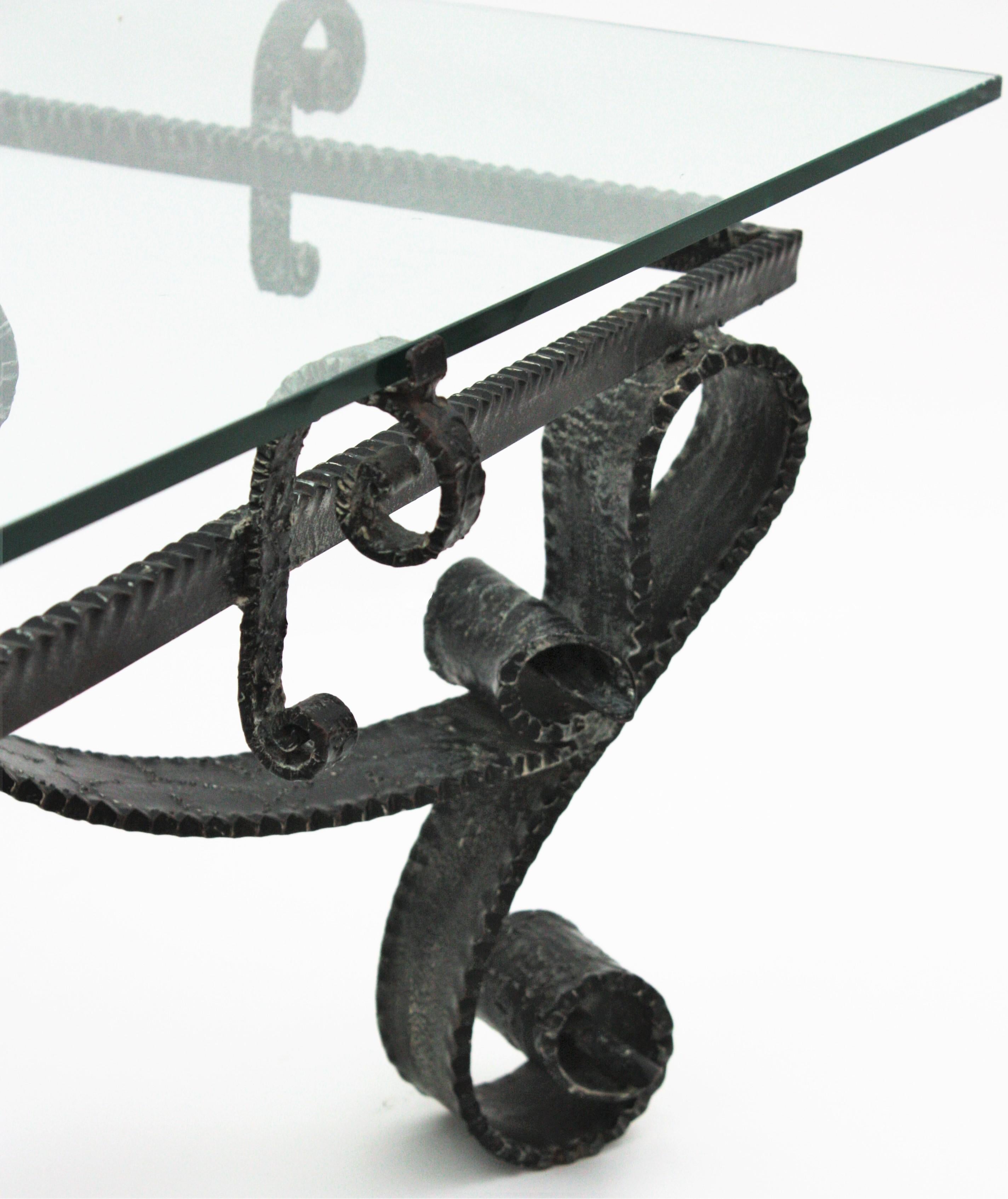 Table basse en fer forgé à la main en vente 2