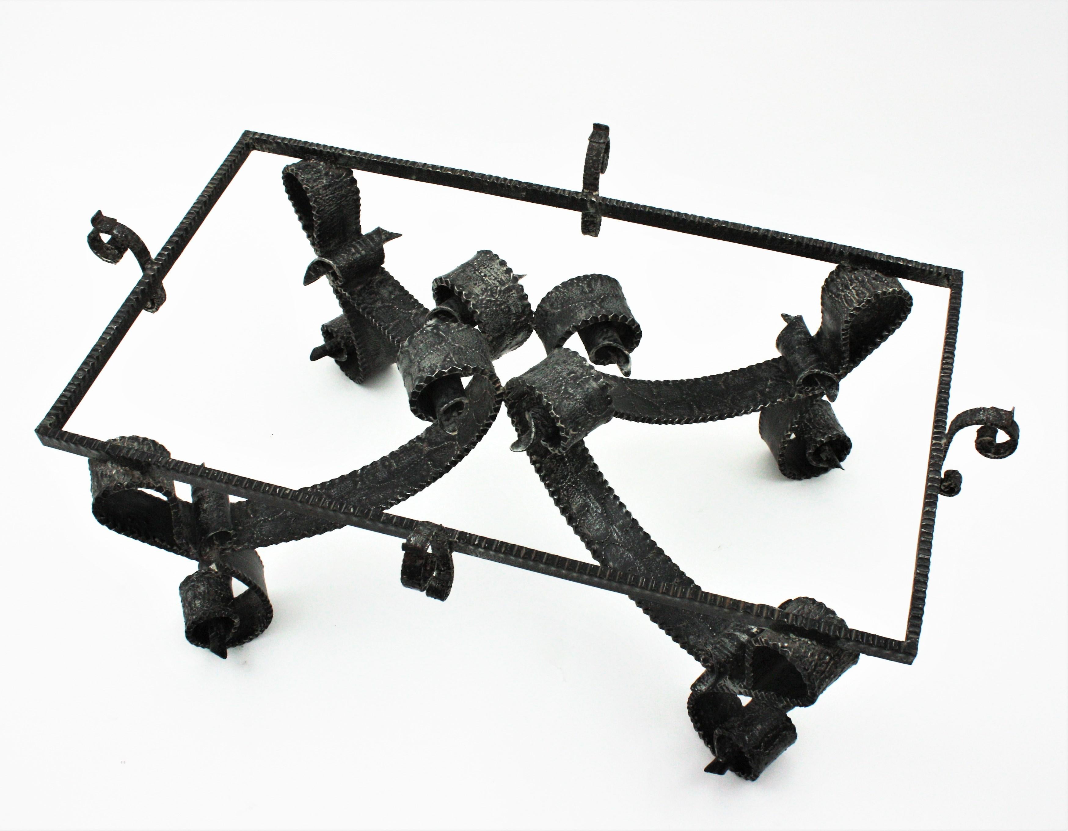 Table basse en fer forgé à la main en vente 3