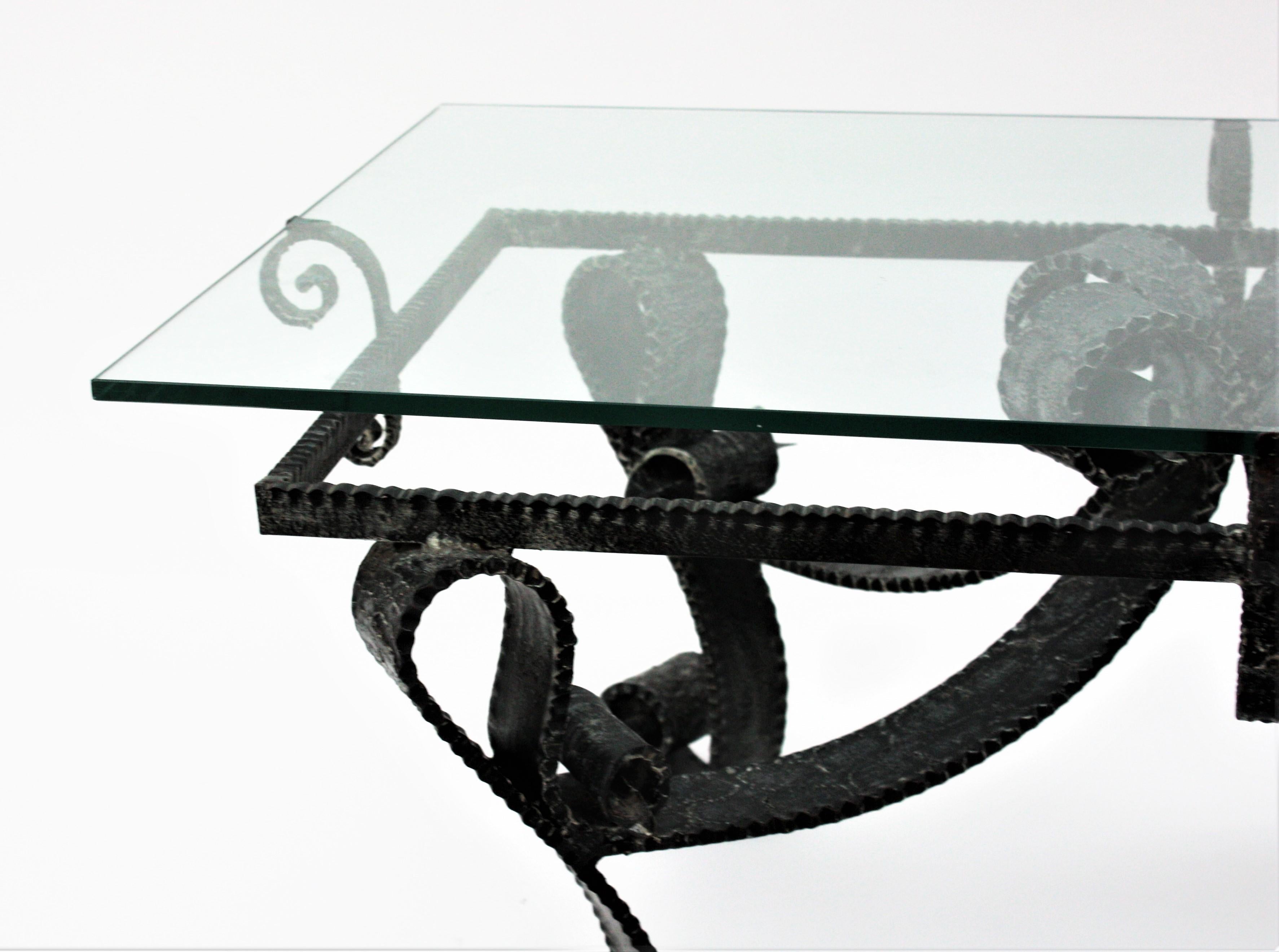 Coffee Table in Hand Forged Iron For Sale 8