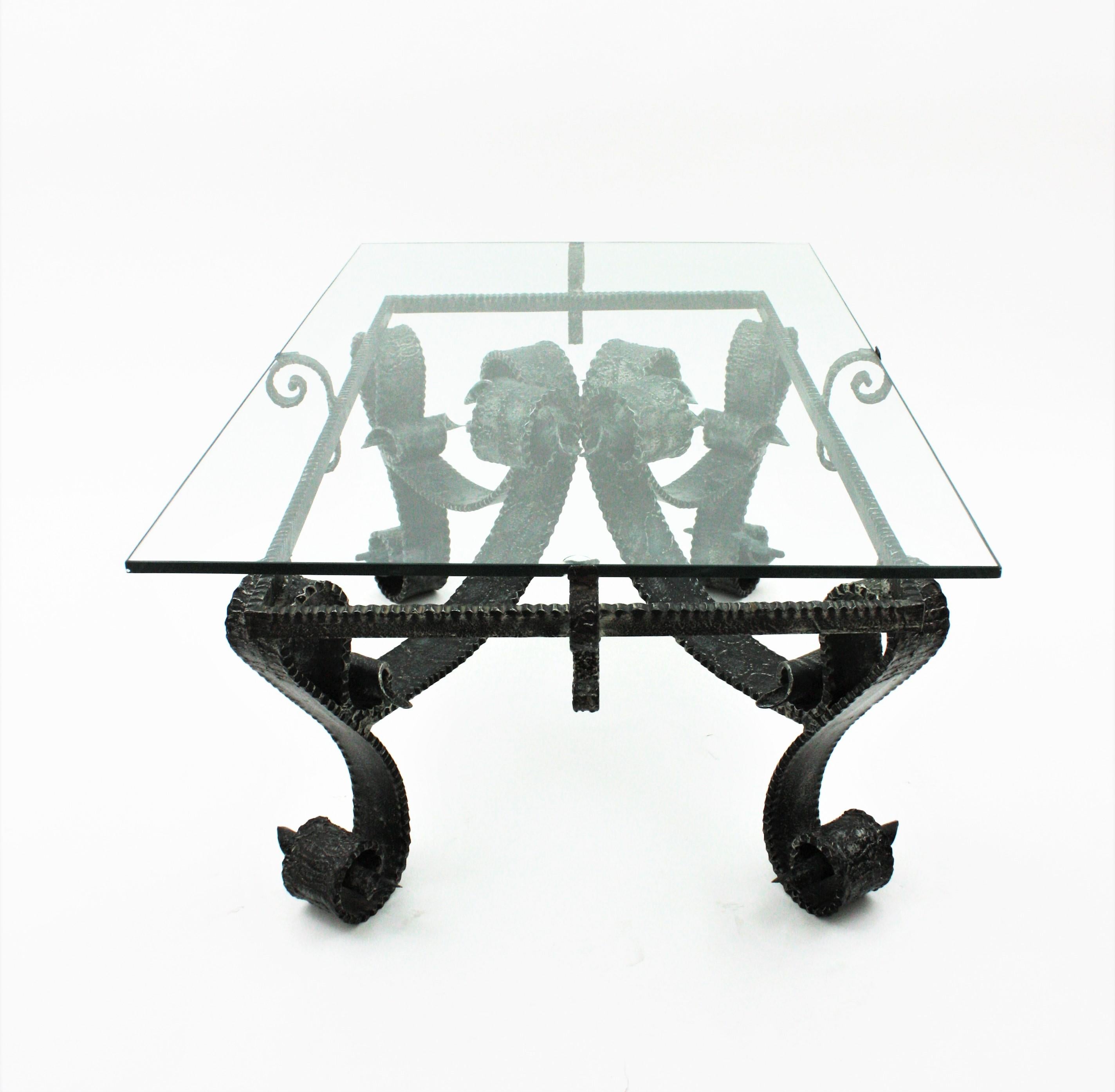 Coffee Table in Hand Forged Iron For Sale 11