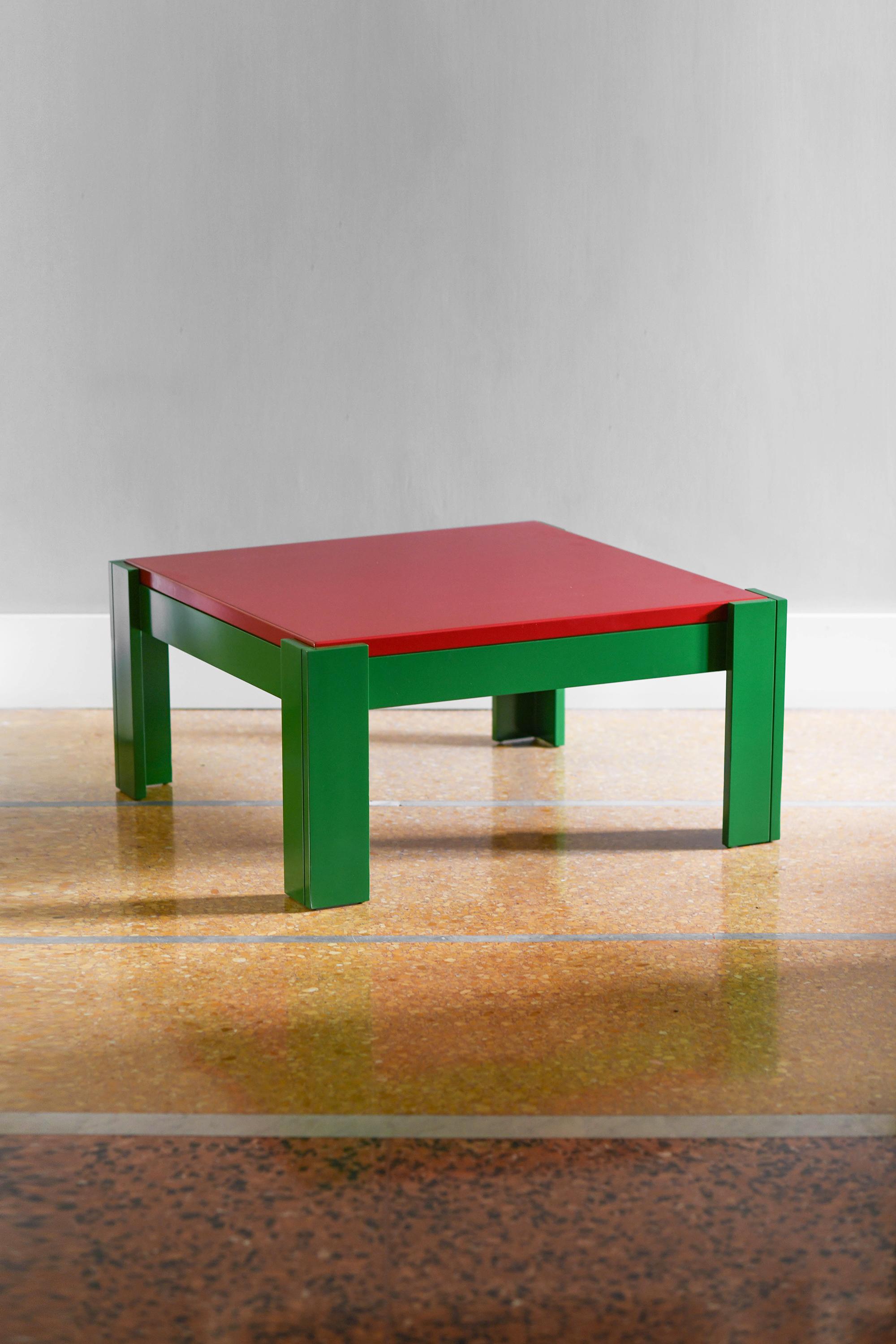 Coffee table in lacquered wood, Italy 1960s.
Product details
Dimensions 85 L x 40 H x 85 D cm
Italian Production, 1960s
