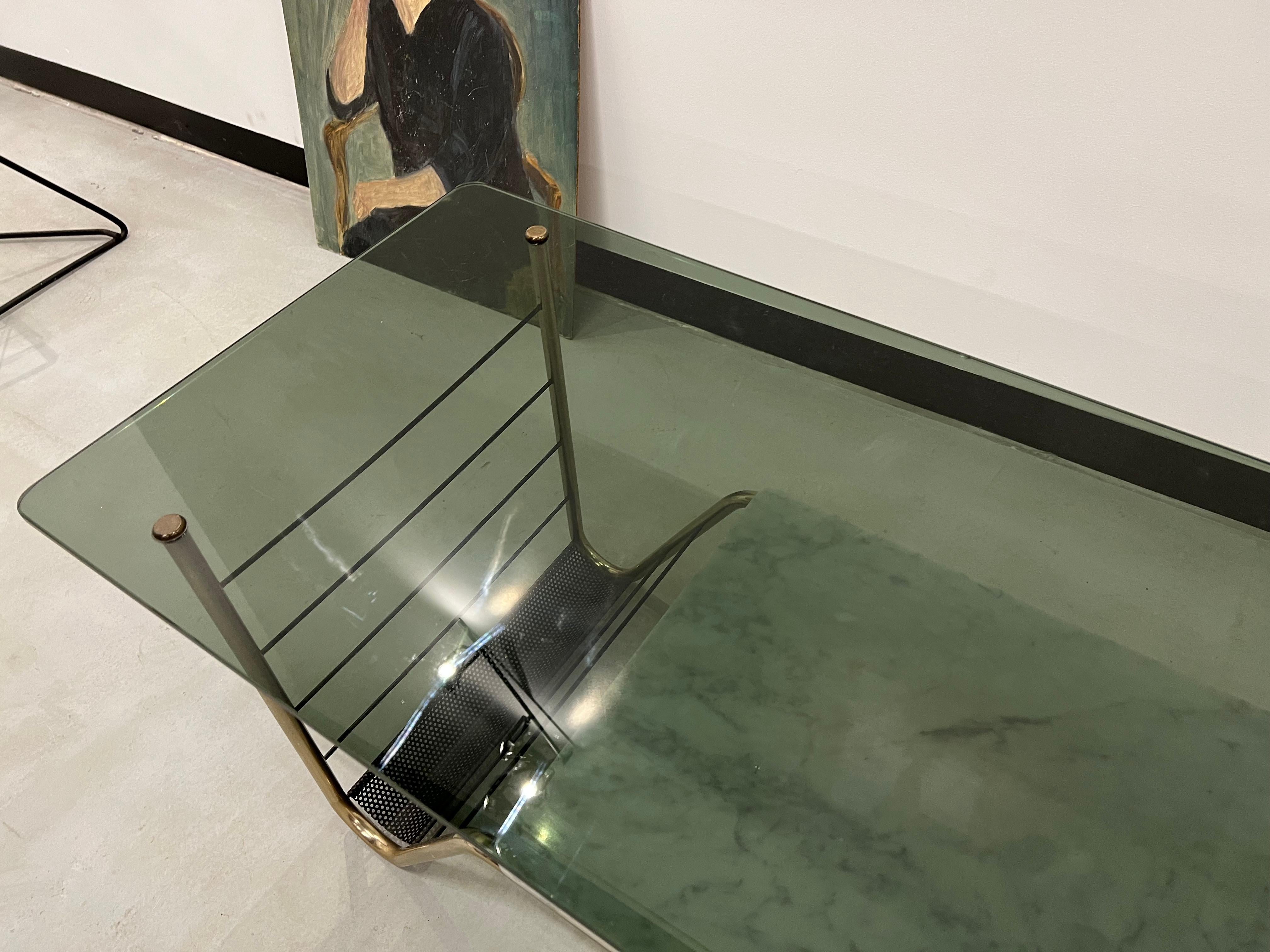Coffee table in marble and glass, Pierre Guariche, circa 1960 For Sale 1