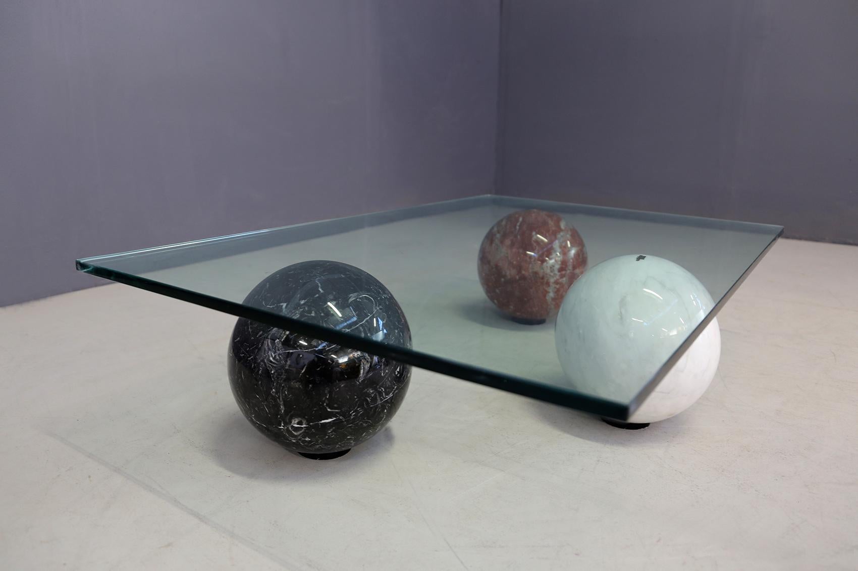 Modern Coffee Table in Marble Globe White Black and Red by Cattelan Italia, 1990s