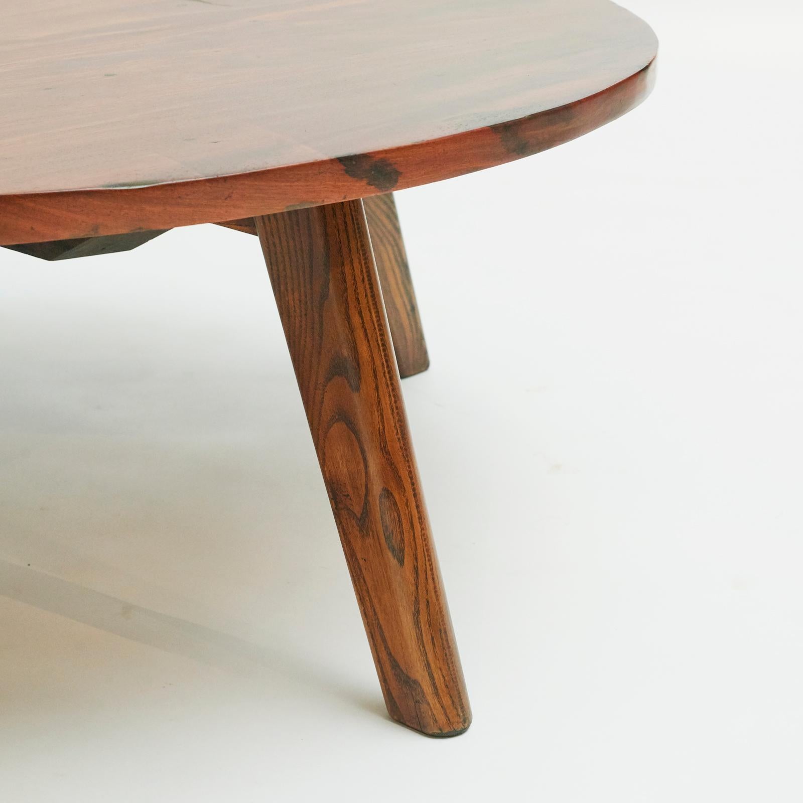 19th Century Coffee Table, in Narra Wood from the Philippines