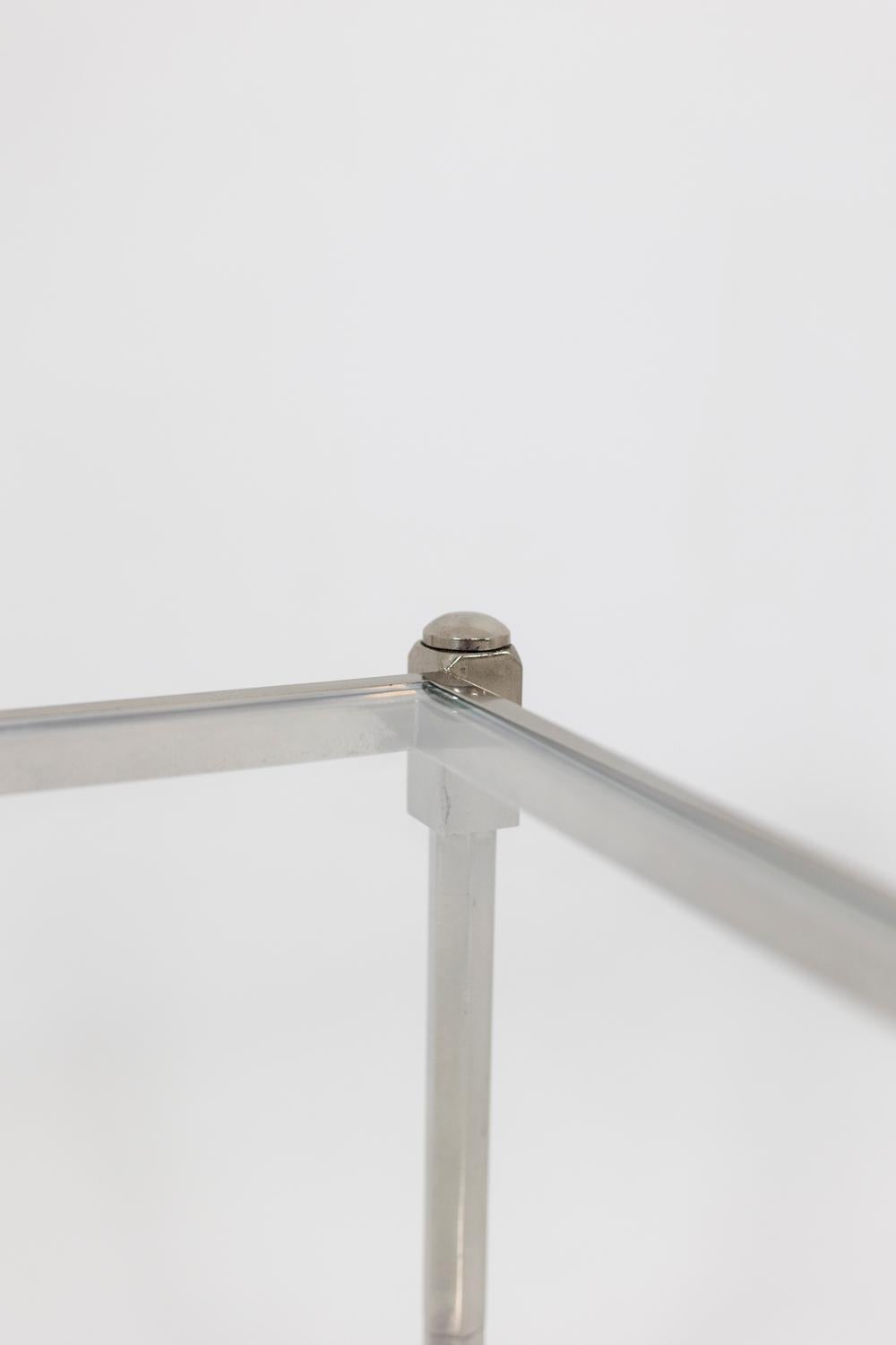 Table basse en acier nickelé et verre, années 1970 Bon état - En vente à Saint-Ouen, FR