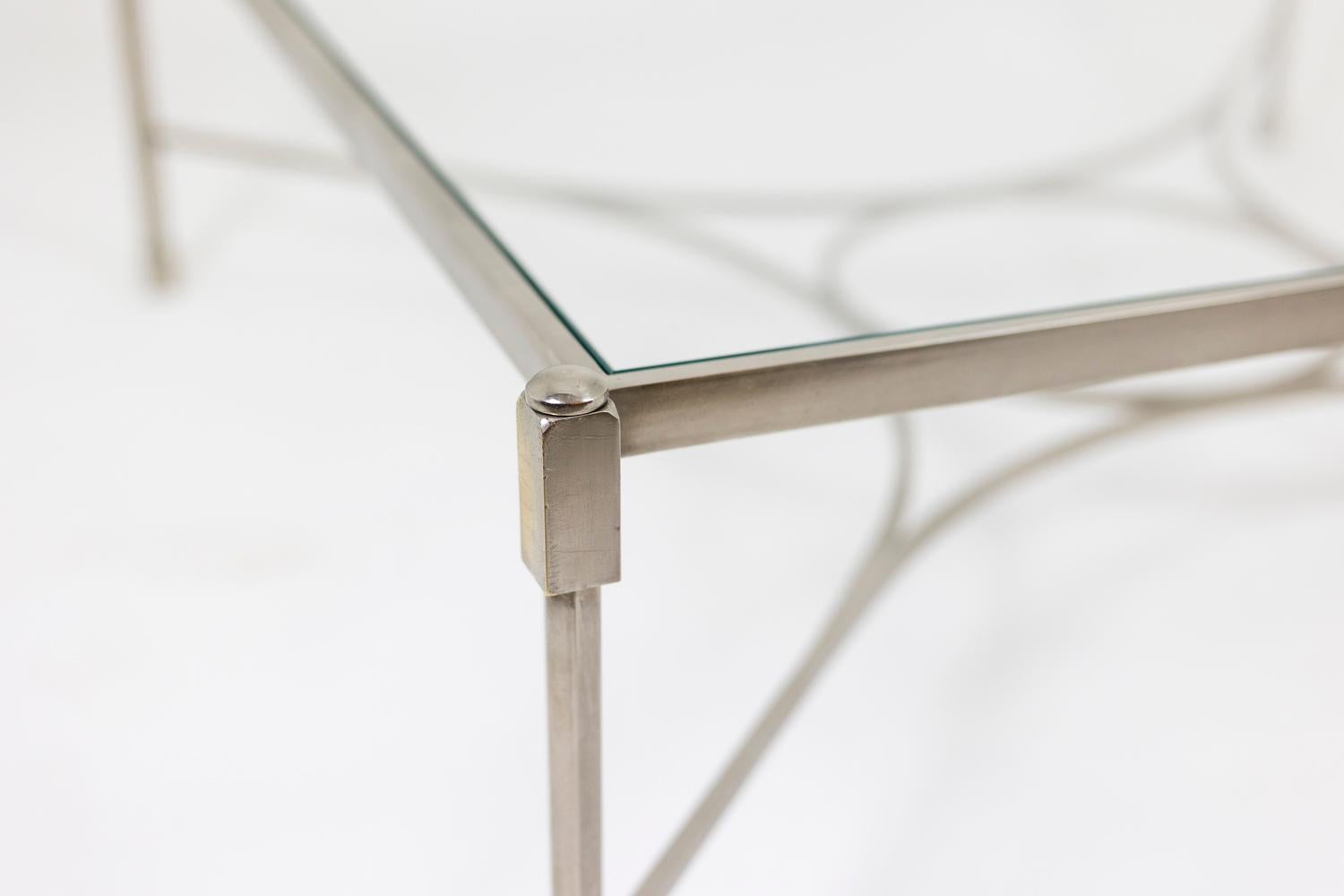 Fin du 20e siècle Table basse en acier nickelé et verre, années 1970 en vente