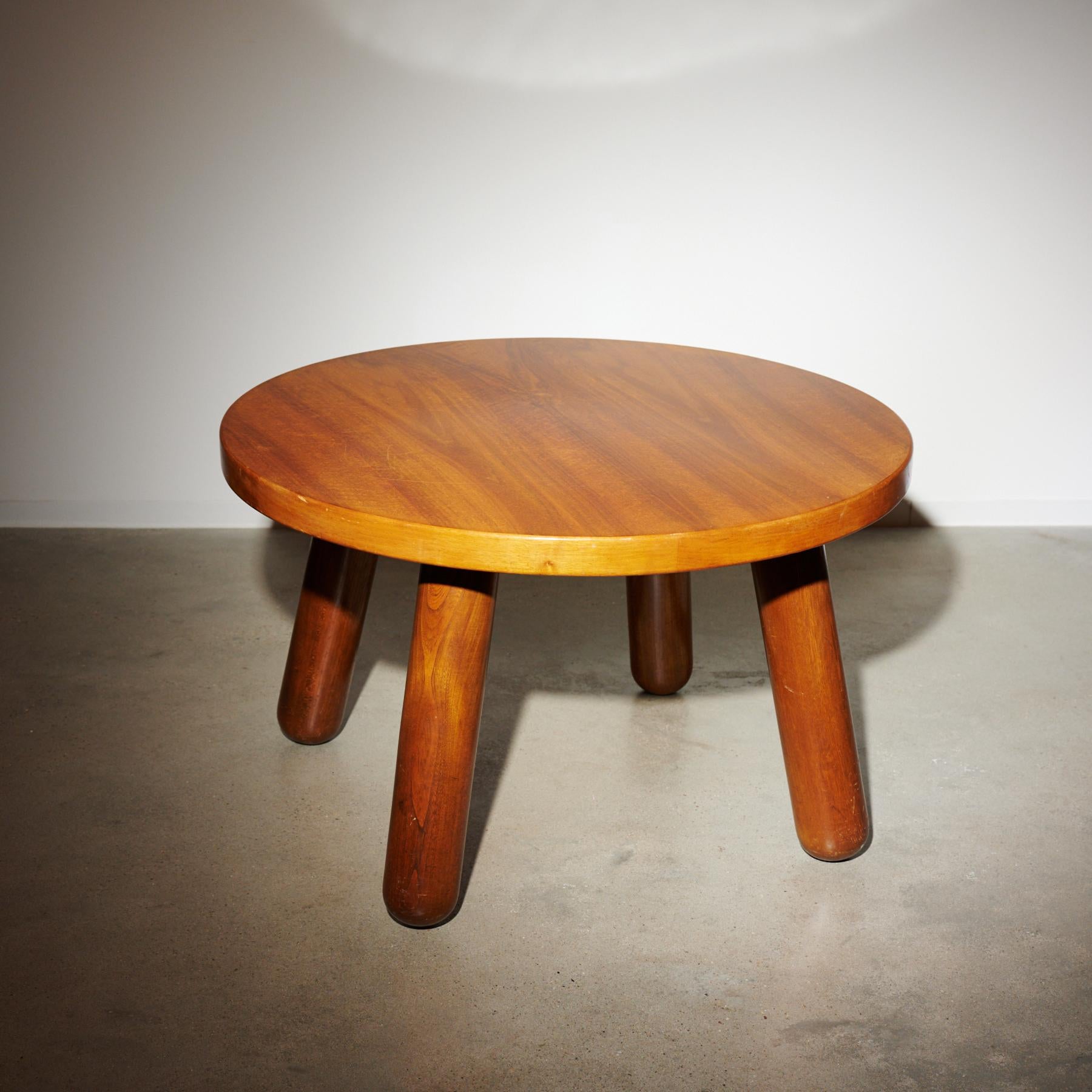 Coffee table in nutwood and stained elm by Otto Faerge.

Circular coffee table of nutwood with solid legs of stained elm. This example made 1940s by cabinetmaker Otto Færge.

Additional information: 
Material: nutwood, stained elm 
Artist: