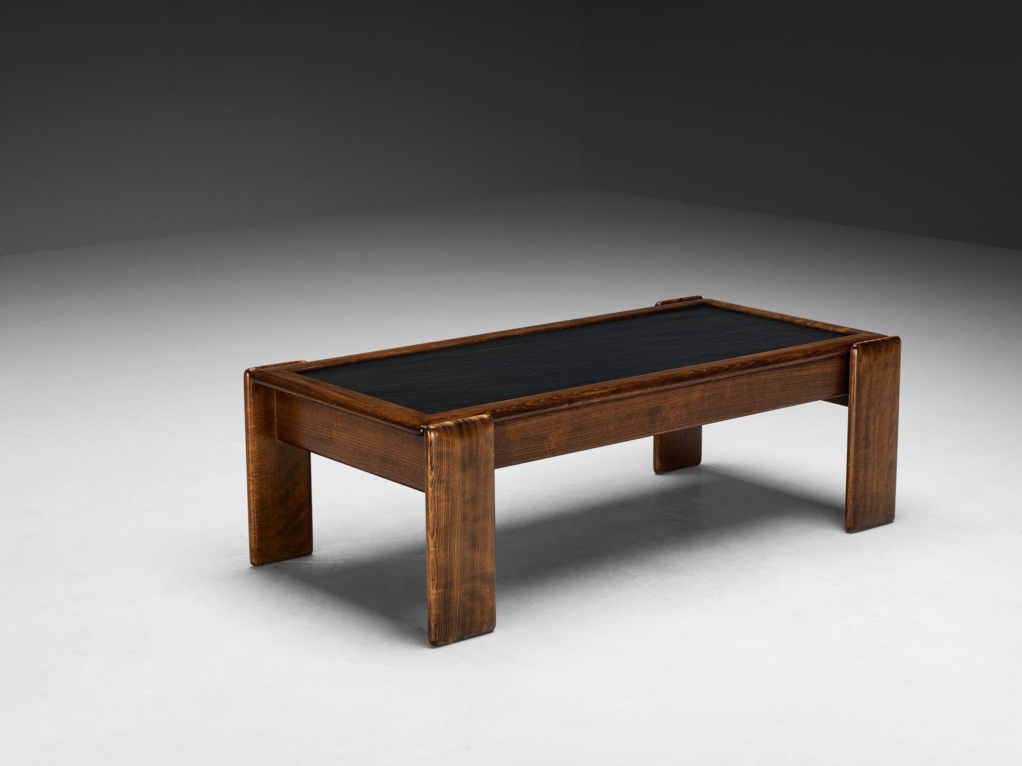 Coffee table, oak, cleft slate, The Netherlands, 1970s

A sleek coffee table with a well-designed frame featuring clear lines and concise geometric shapes. The style reminds of the 'Bastiano' series by Afra & Tobia Scarpa designed in 1960. The